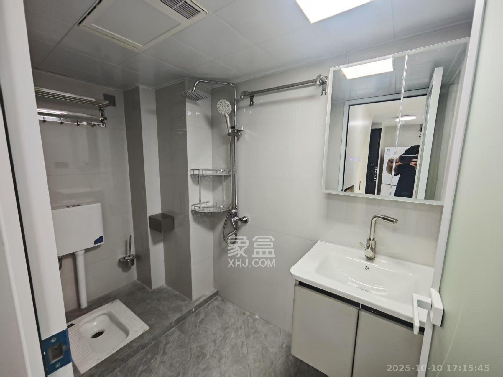 新城悦隽公园  1室1厅1卫    1500.0元/月 新城悦隽公园  1室1厅1卫    1500.0元/月室内图