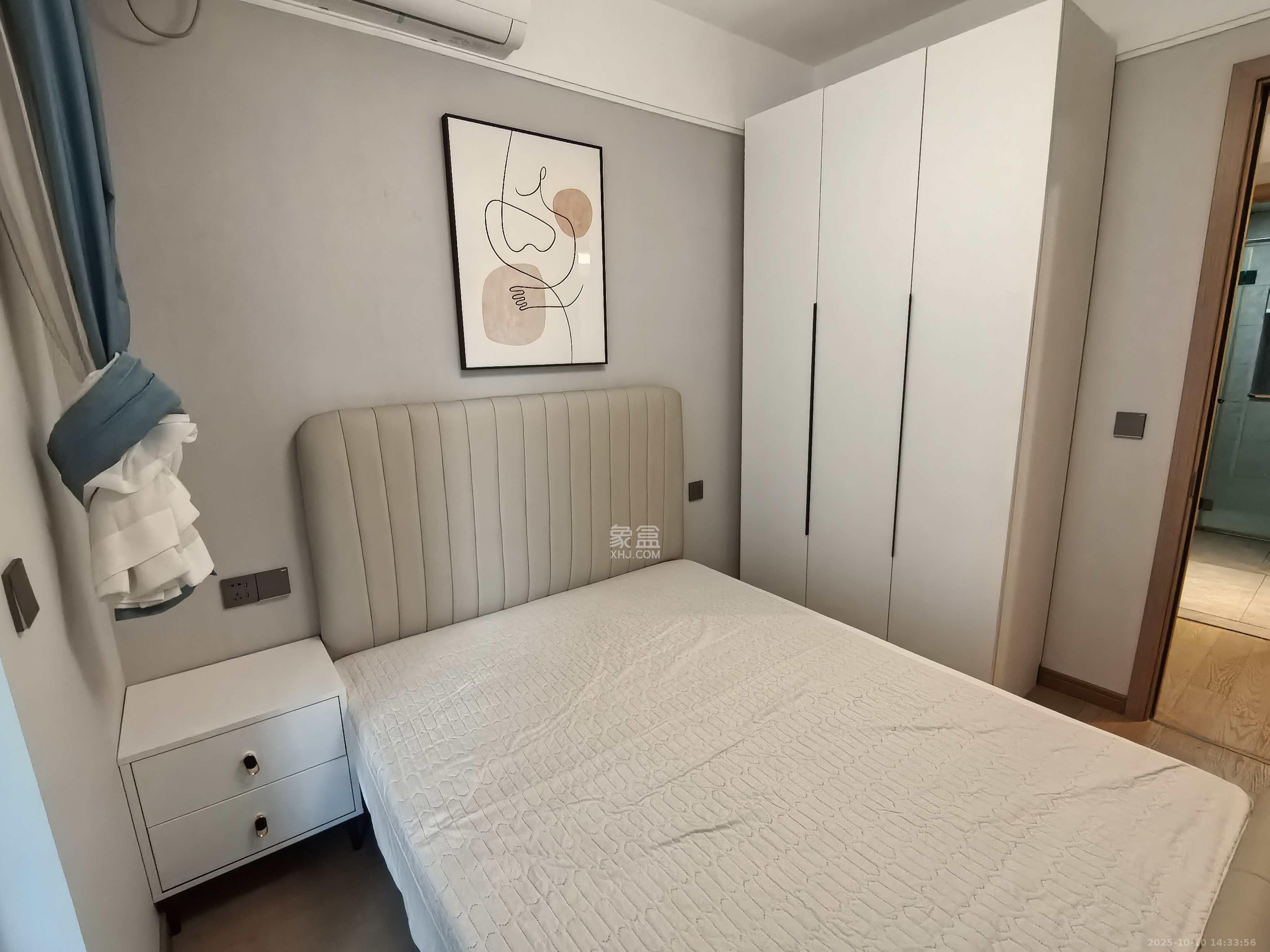 爱家当代境  3室2厅2卫    3300.0元/月室内图