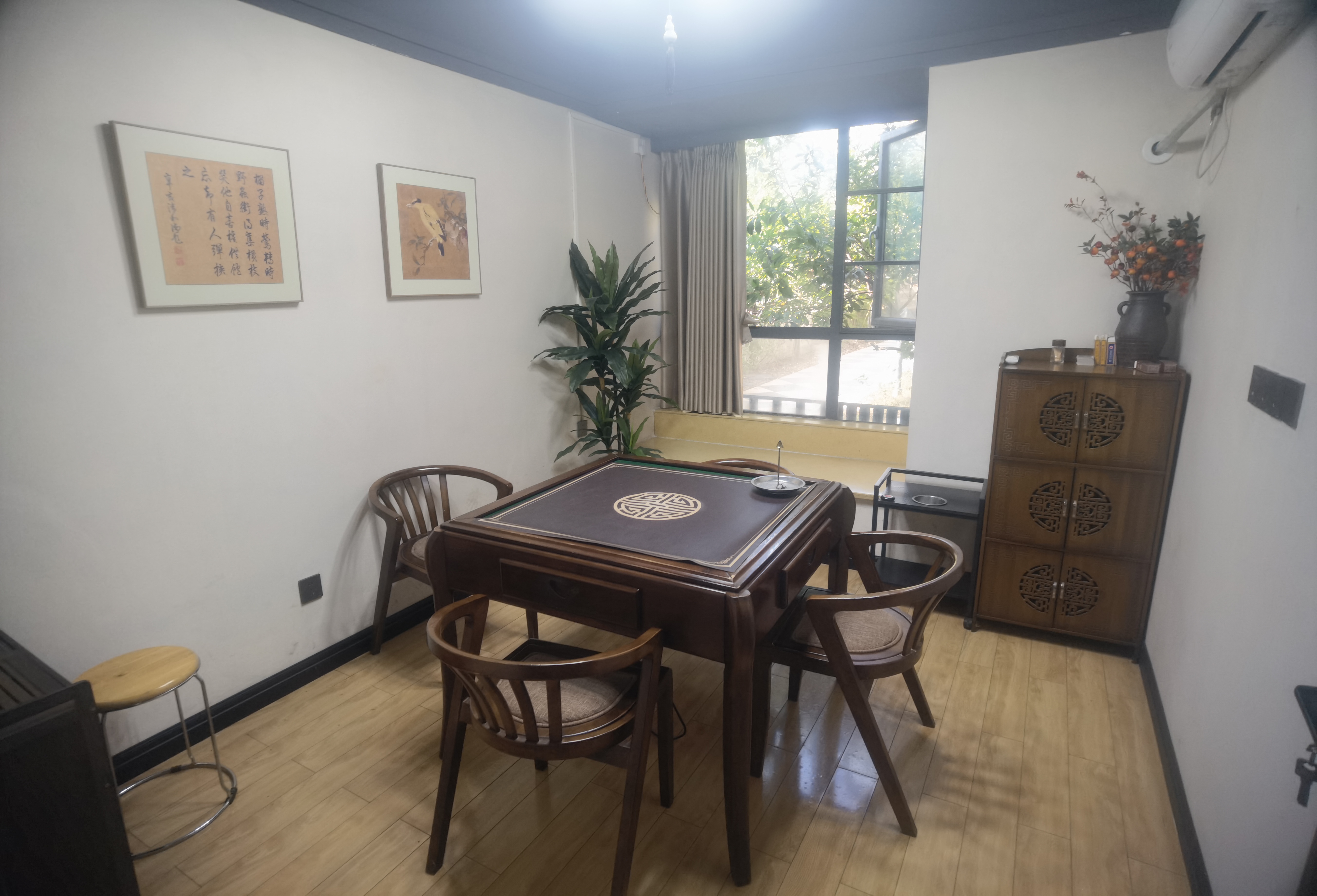 愉景湾西域  1室2厅2卫    4500.0元/月室内图