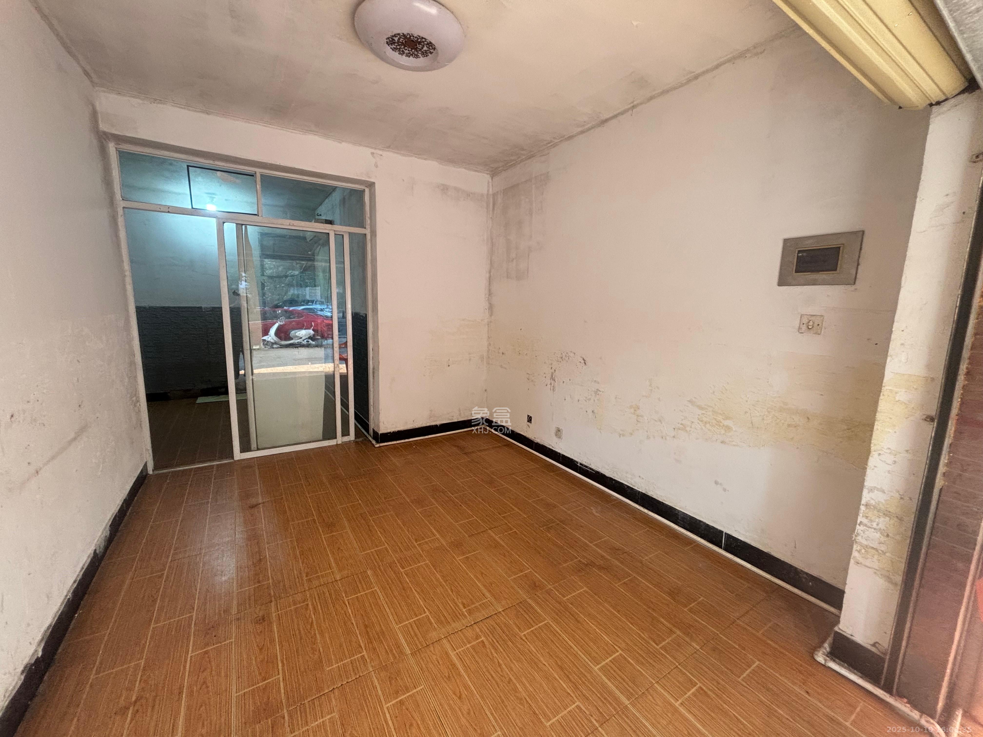 鄱阳小区   17.14㎡      1100.0元/月室内图