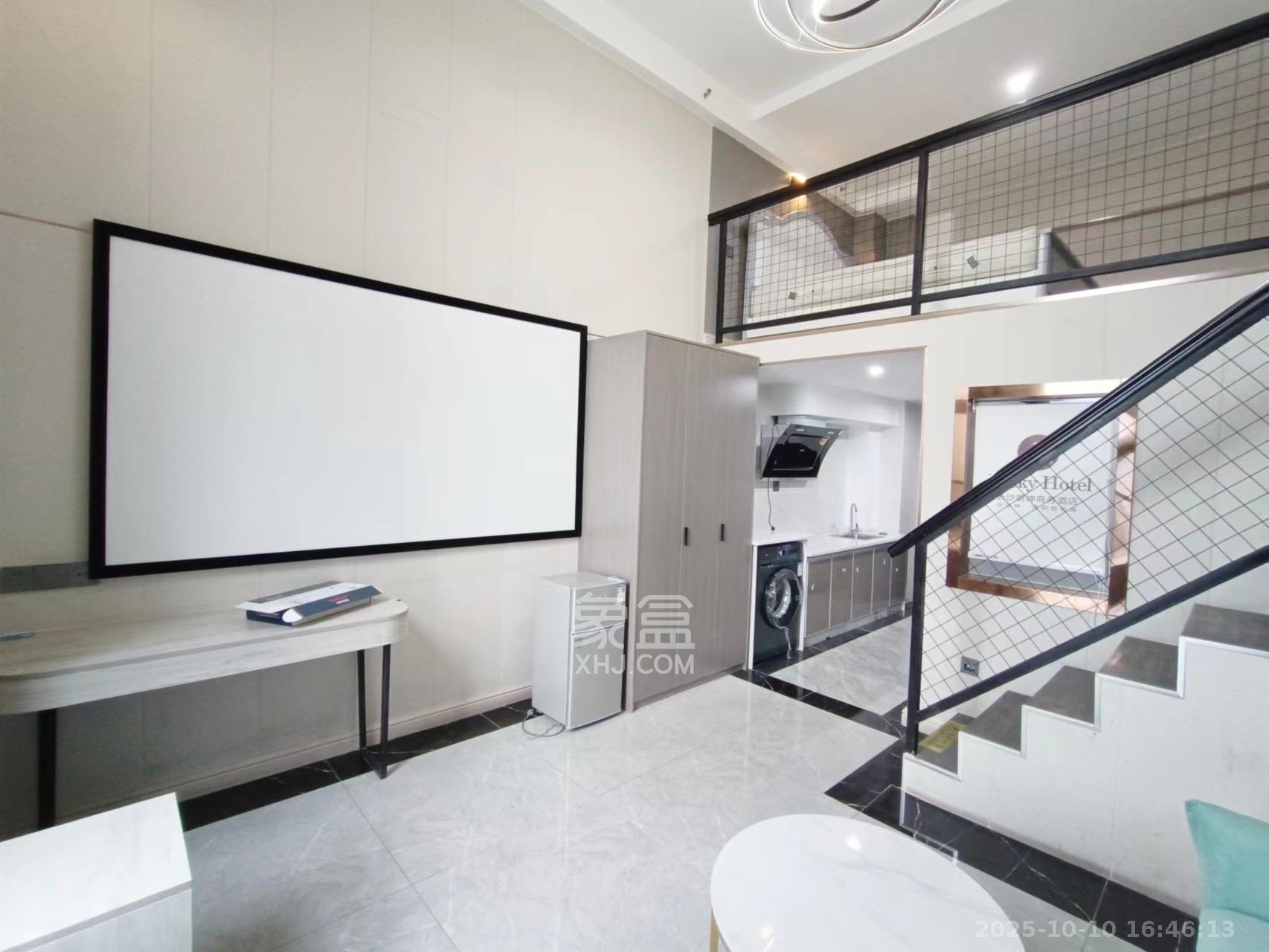 芙蓉万国城MOMA(卓越汇富苑) 1室1厅1卫 1700.0元/月 芙蓉万国城MOMA(卓越汇富苑) 1室1厅1卫 1700.0元/月室内图