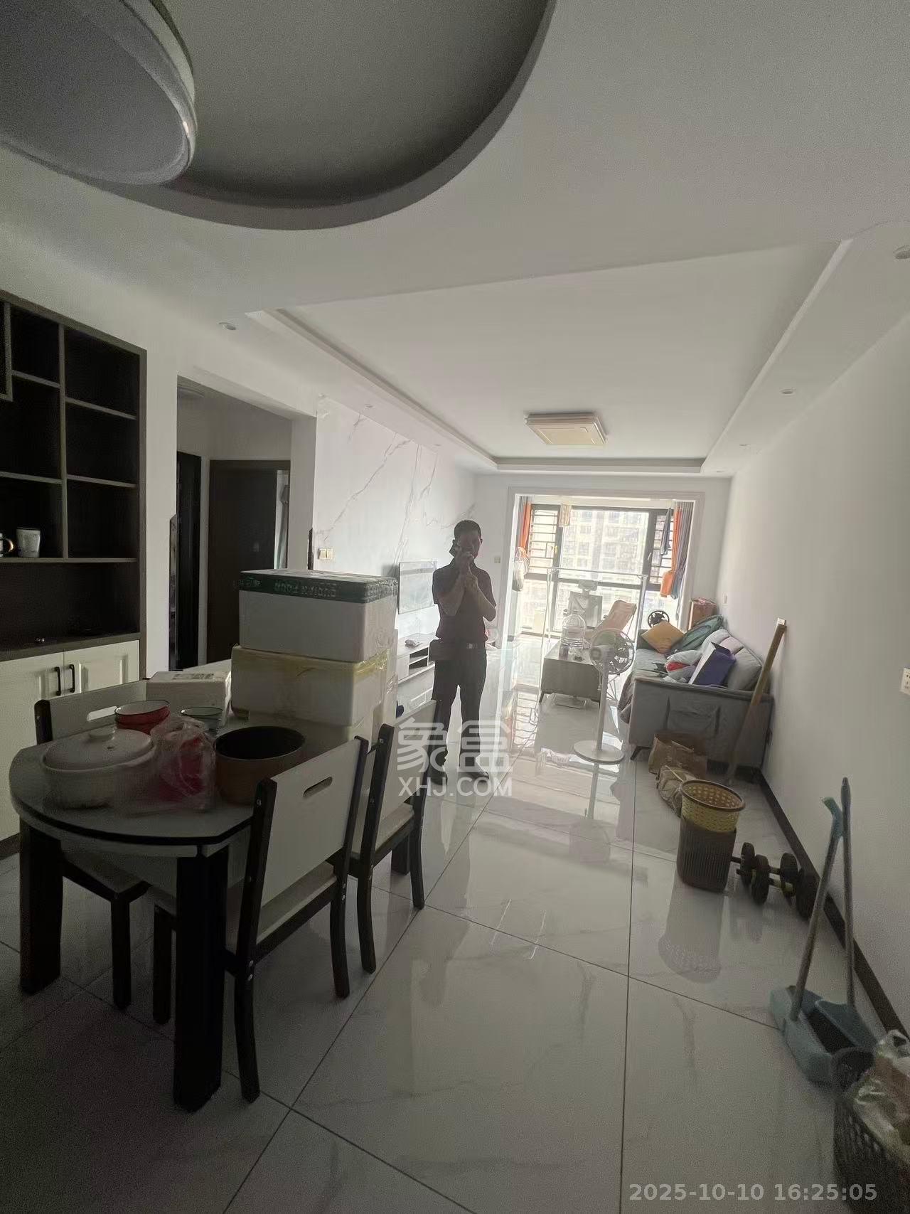 金南家园三期 2室1厅1卫 2350.0元/月 金南家园三期 2室1厅1卫 2350.0元/月室内图