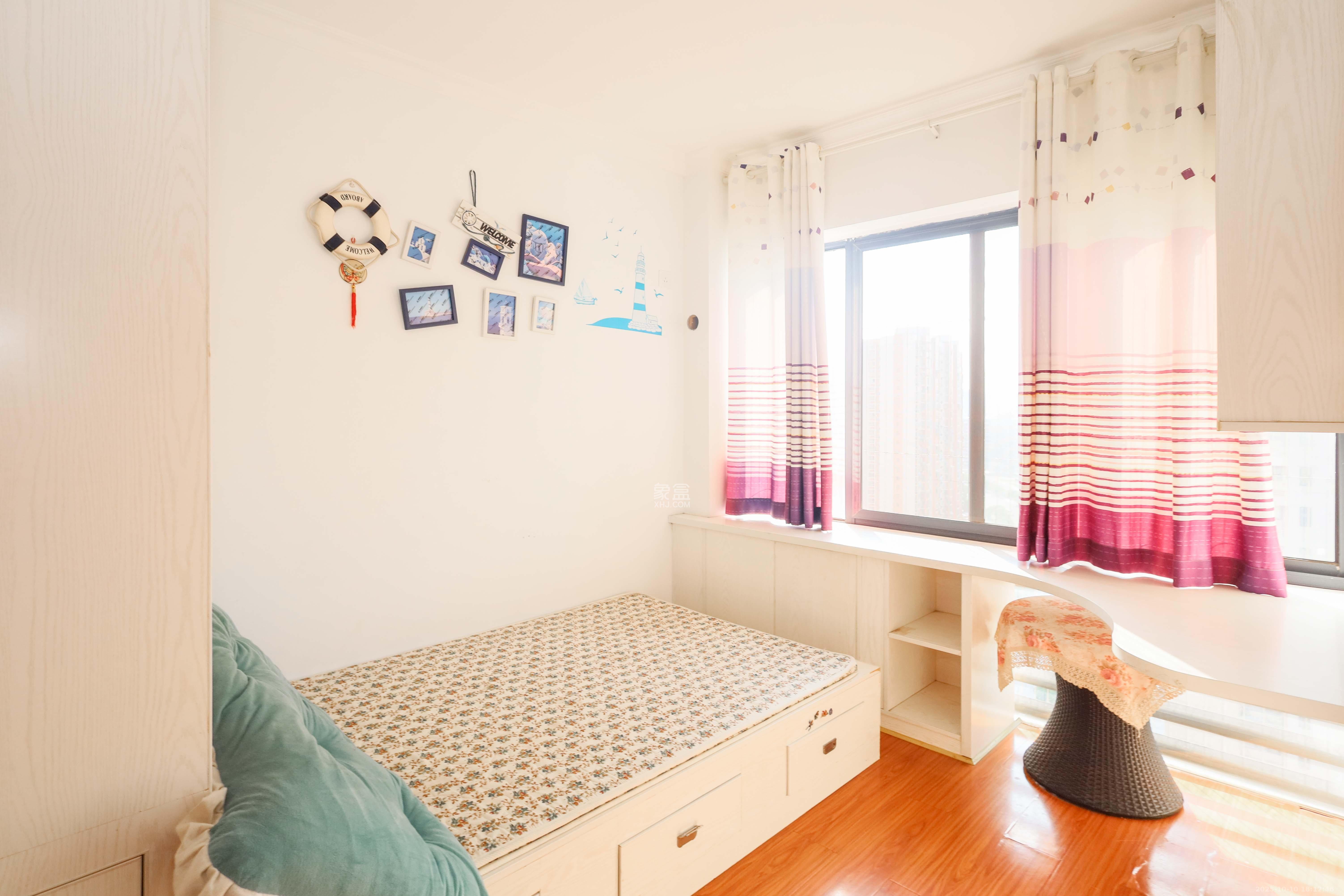 好莱城(弘德西街) 3室2厅1卫 85.0万 好莱城(弘德西街) 3室2厅1卫 85.0万卧室