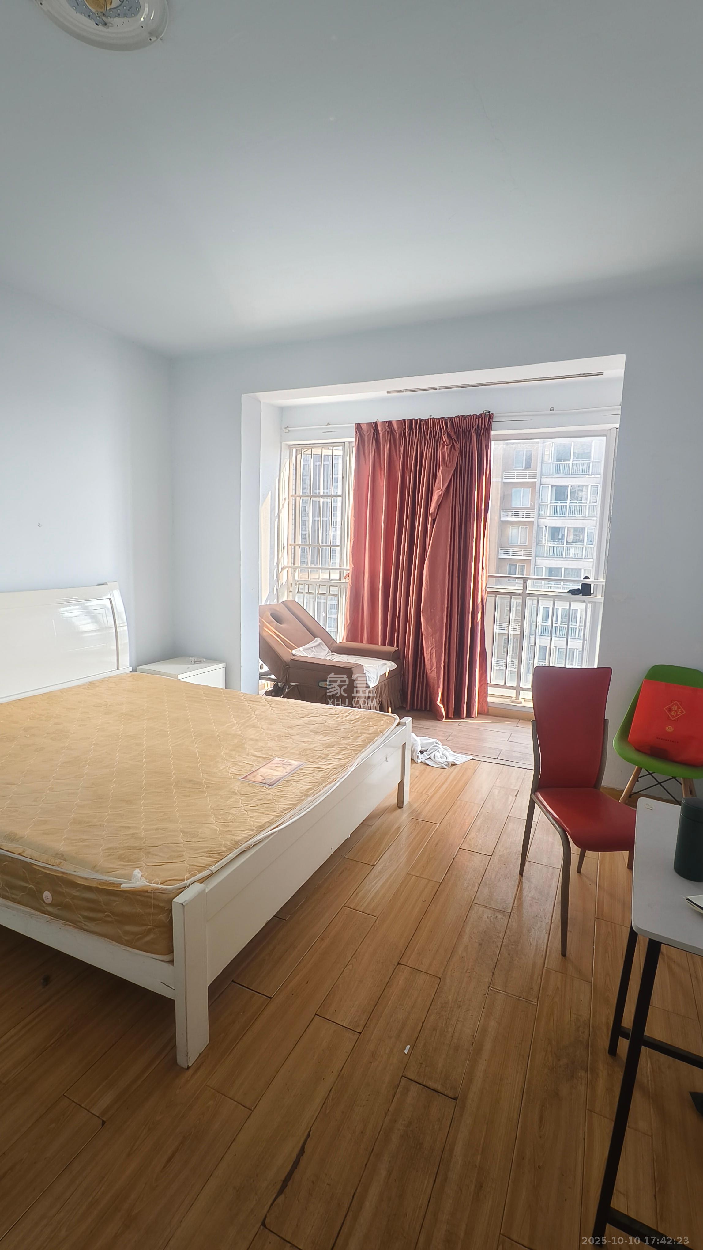 恒广国际景园一二区  2室2厅1卫    1500.0元/月 恒广国际景园一二区  2室2厅1卫    1500.0元/月