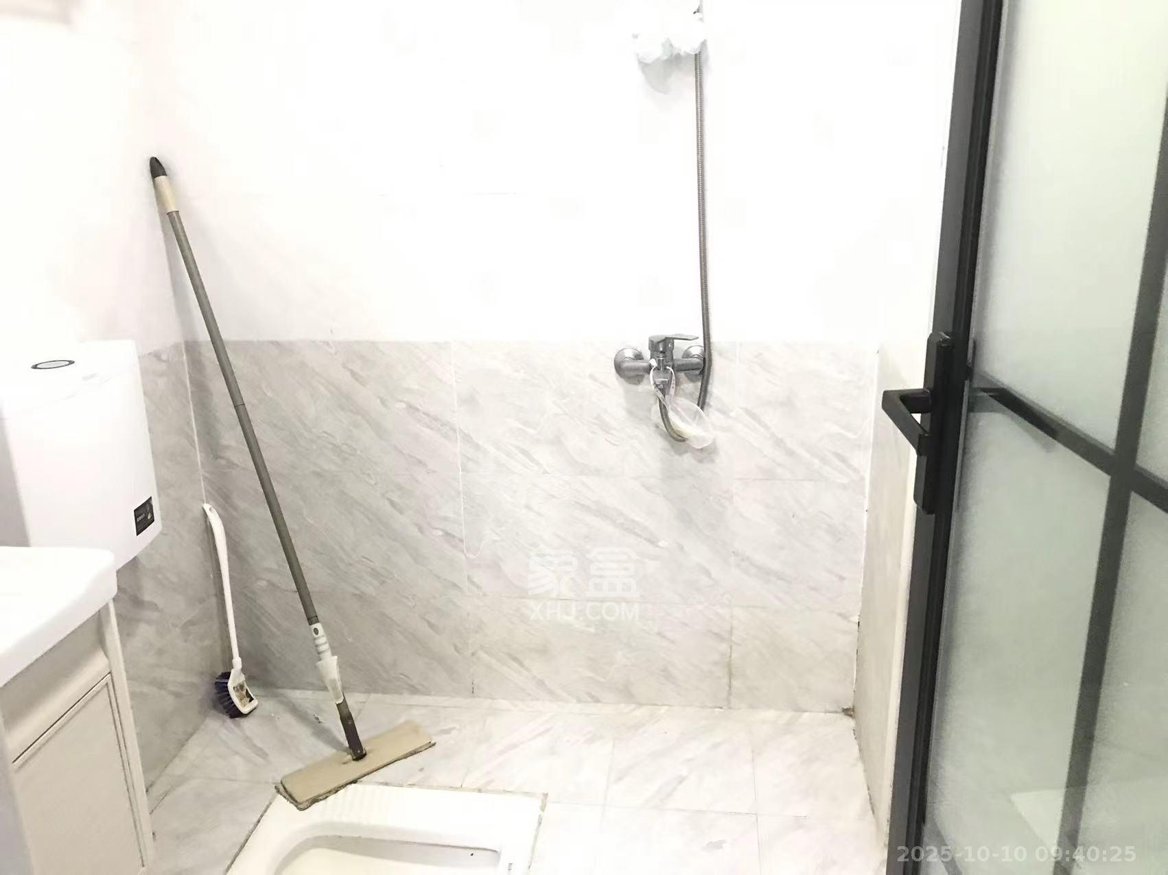 金科时代中心  1室1厅1卫    1200.0元/月室内图