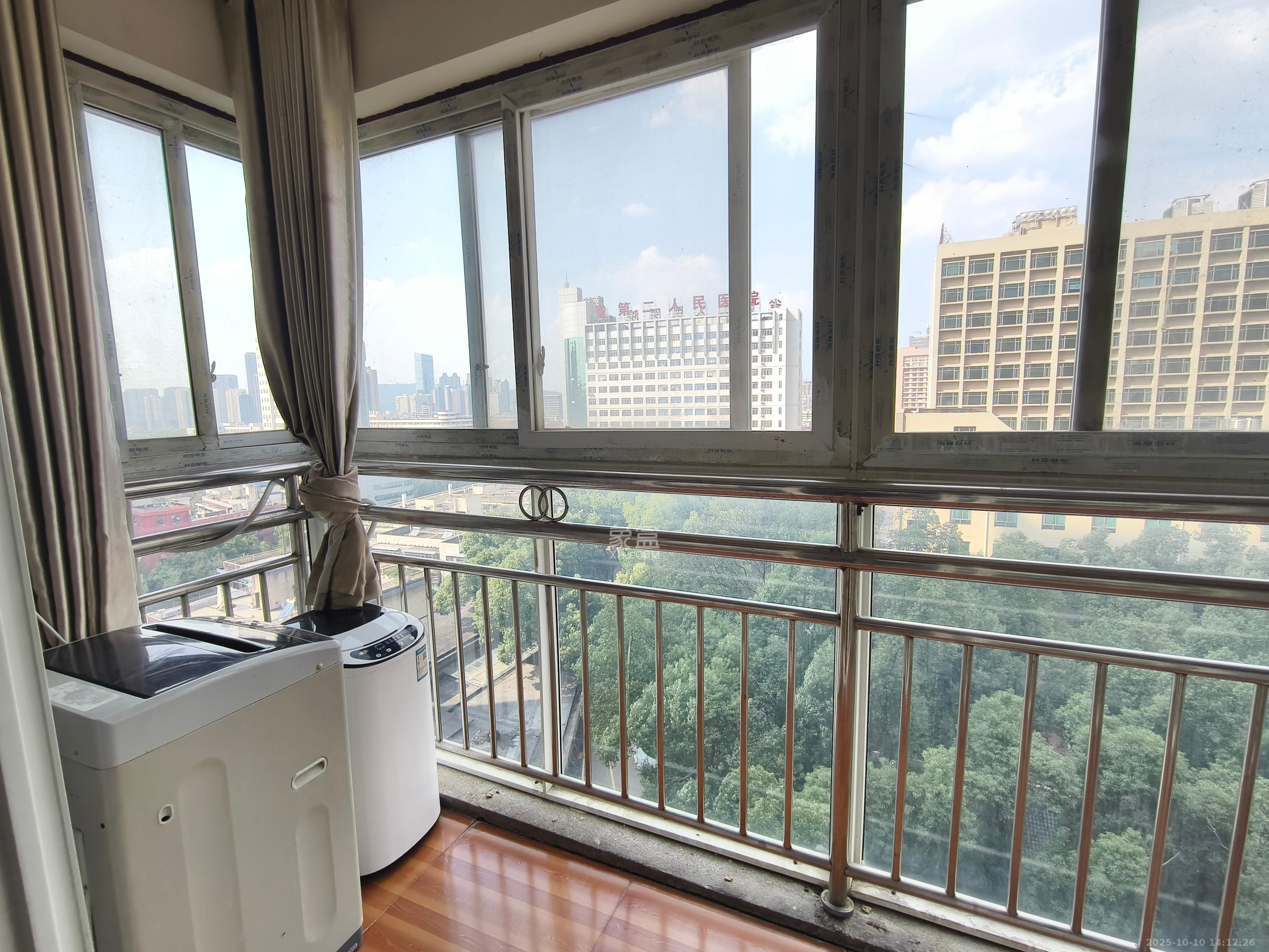 新芙蓉之都 1室1厅1卫 1500.0元/月 新芙蓉之都 1室1厅1卫 1500.0元/月室内图