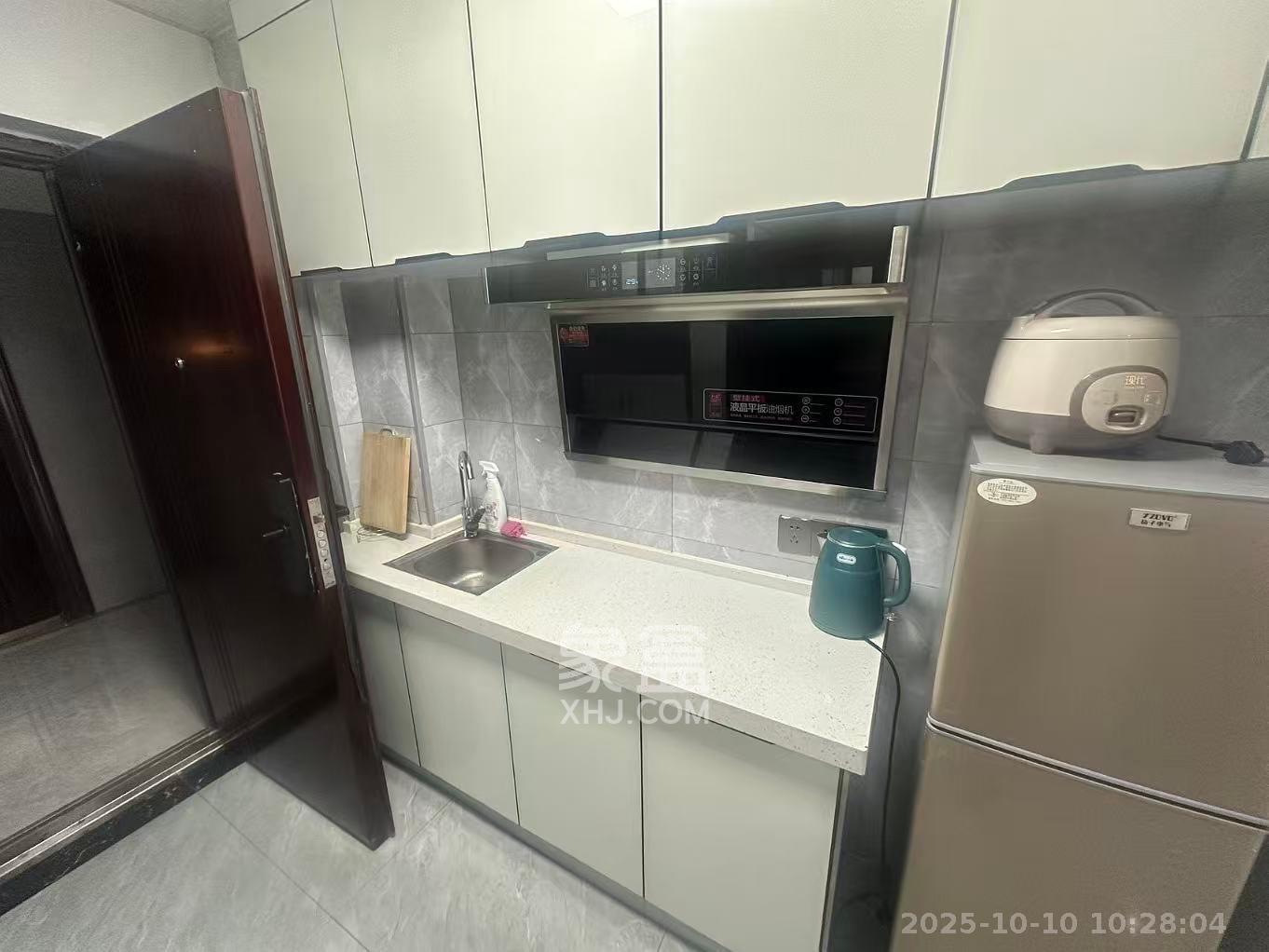 奥园城市天骄一期  1室1厅1卫    1650.0元/月室内图