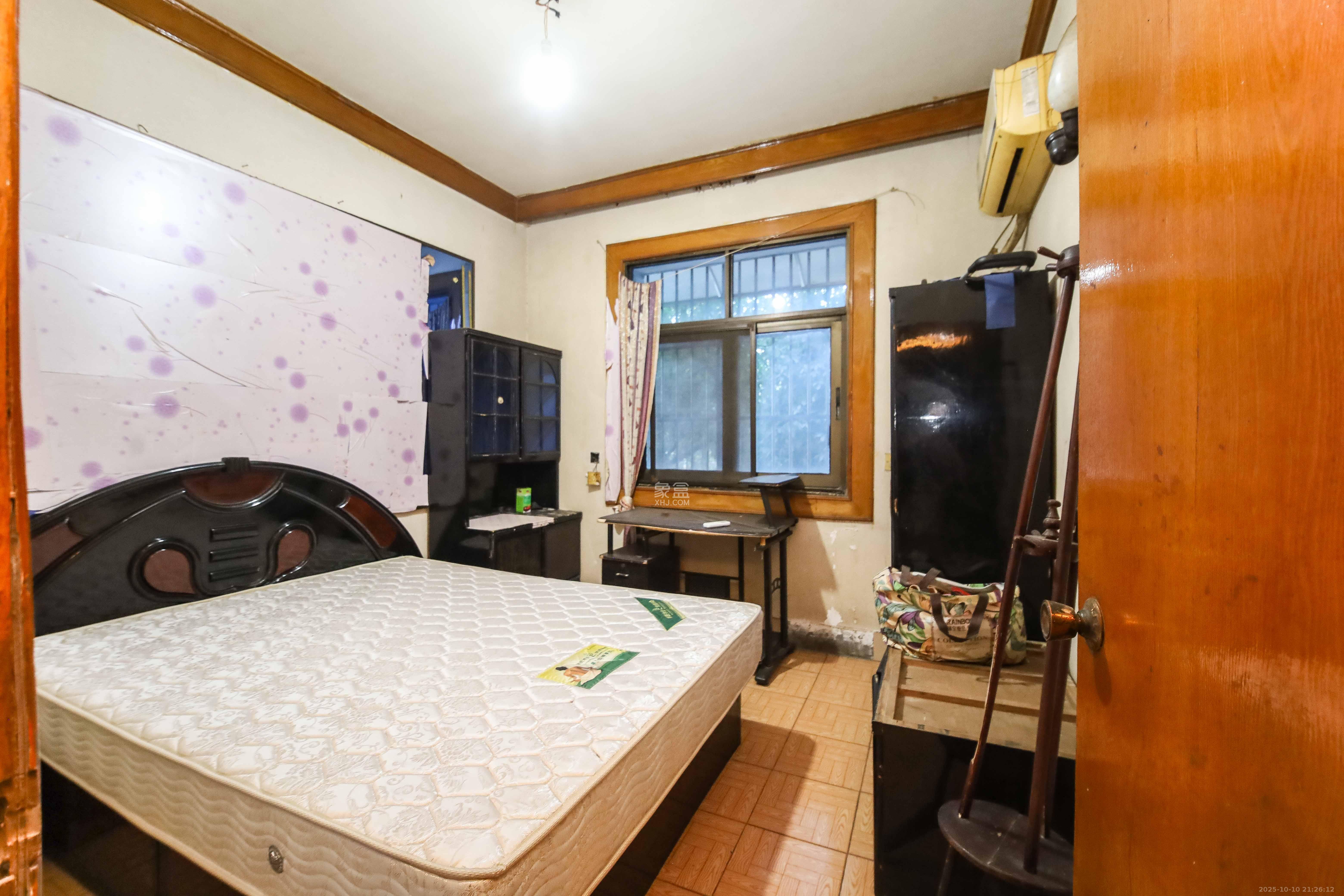 马王堆社区七片  2室2厅1卫    38.0万卧室