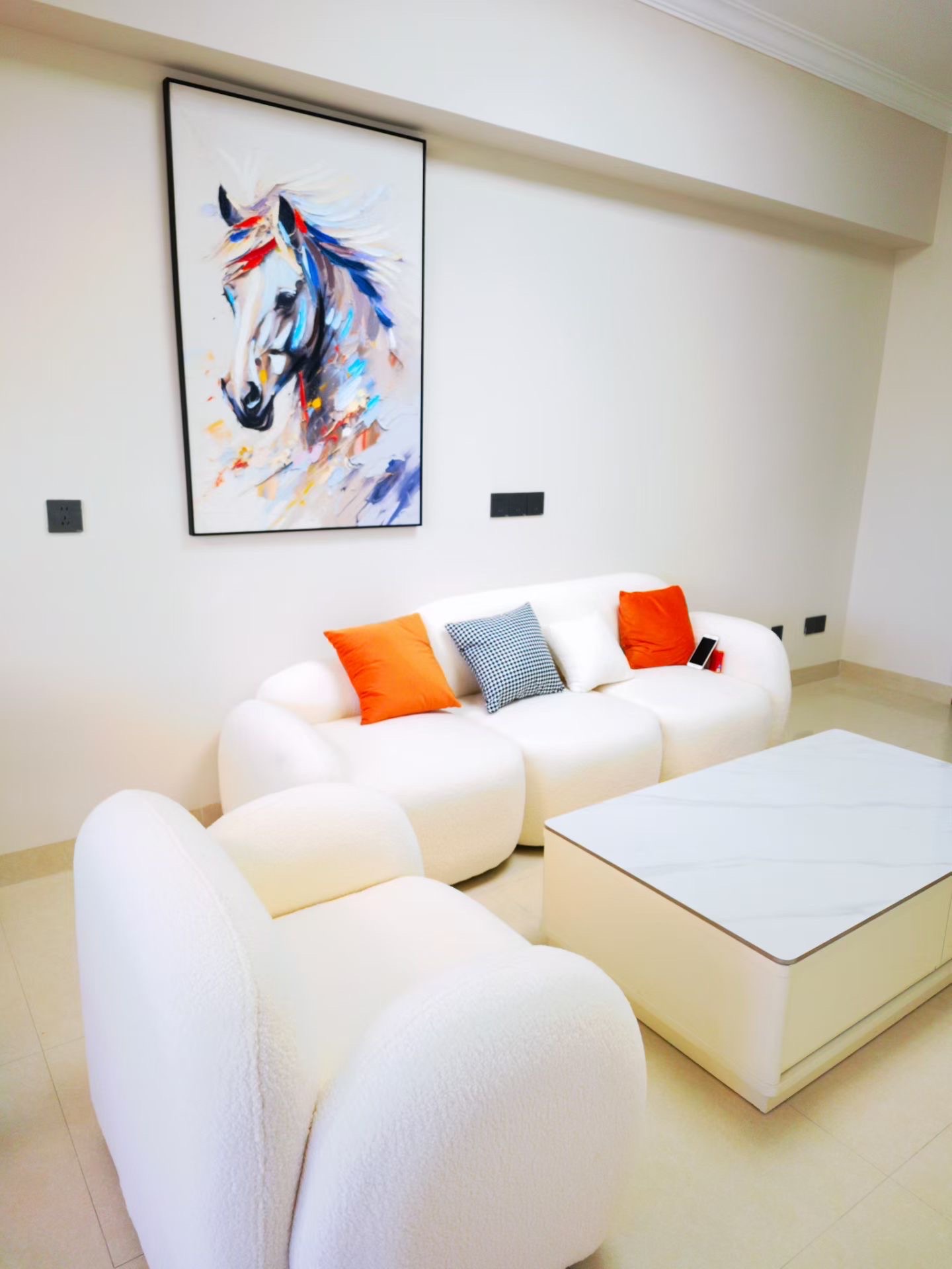 锦江丽都  2室2厅1卫    75.0万客厅