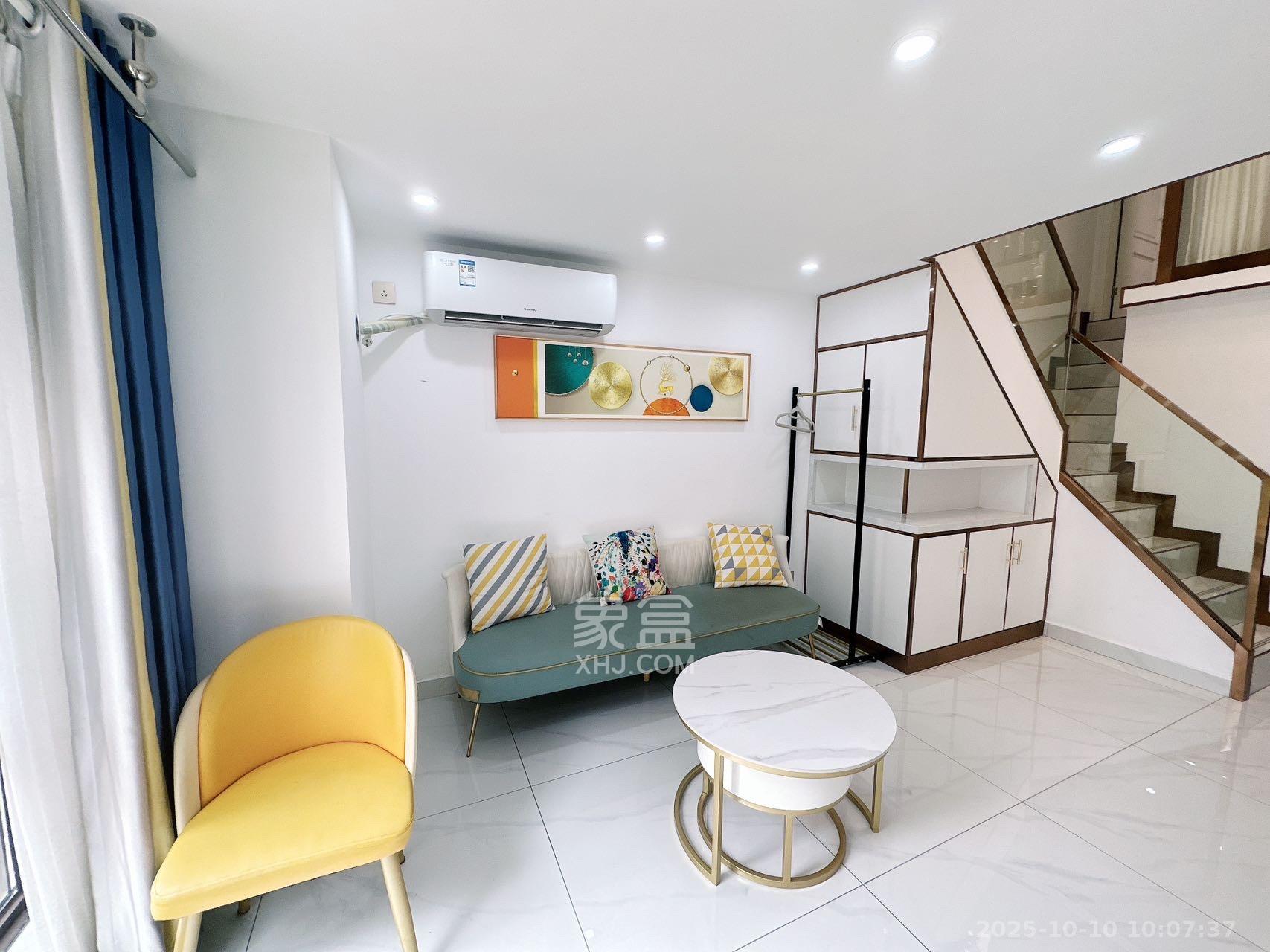 华润琨瑜府  2室1厅1卫    2500.0元/月 华润琨瑜府  2室1厅1卫    2500.0元/月室内图