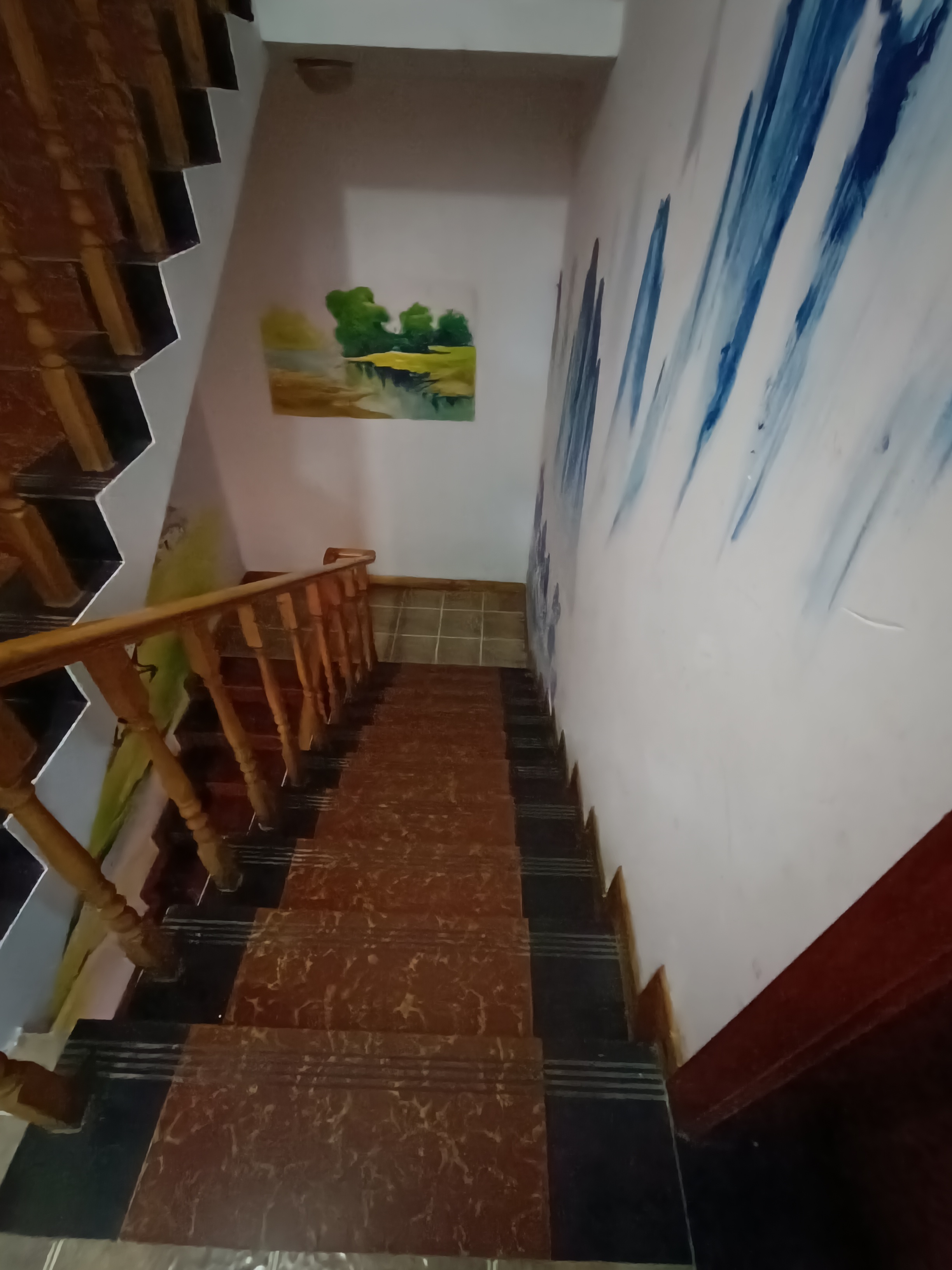 黄金塔安置小区散盘 10室2厅4卫 3300.0元/月 黄金塔安置小区散盘 10室2厅4卫 3300.0元/月室内图