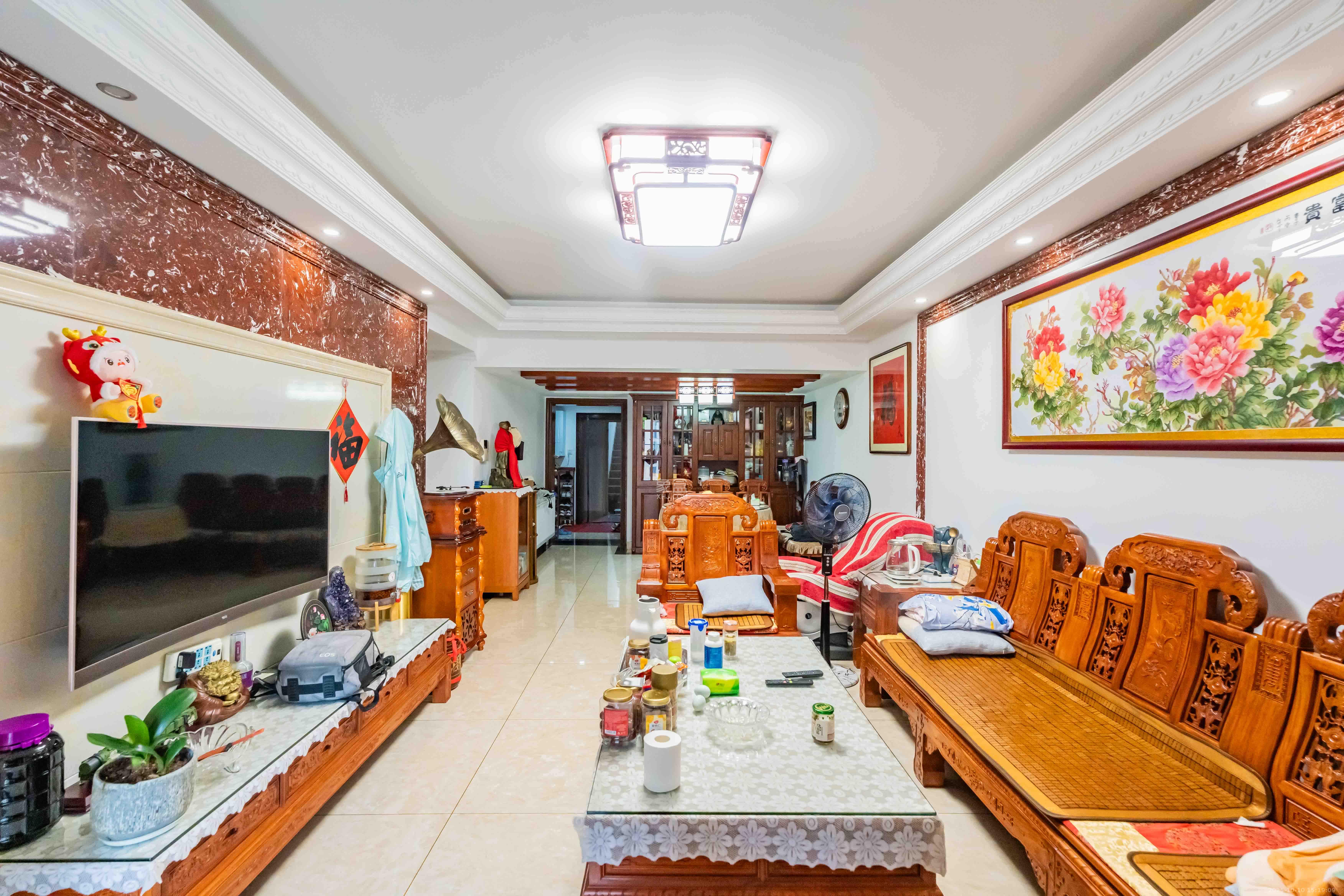 海洋半岛(月珑湾) 3室2厅1卫 2700.0元/月 海洋半岛(月珑湾) 3室2厅1卫 2700.0元/月室内图