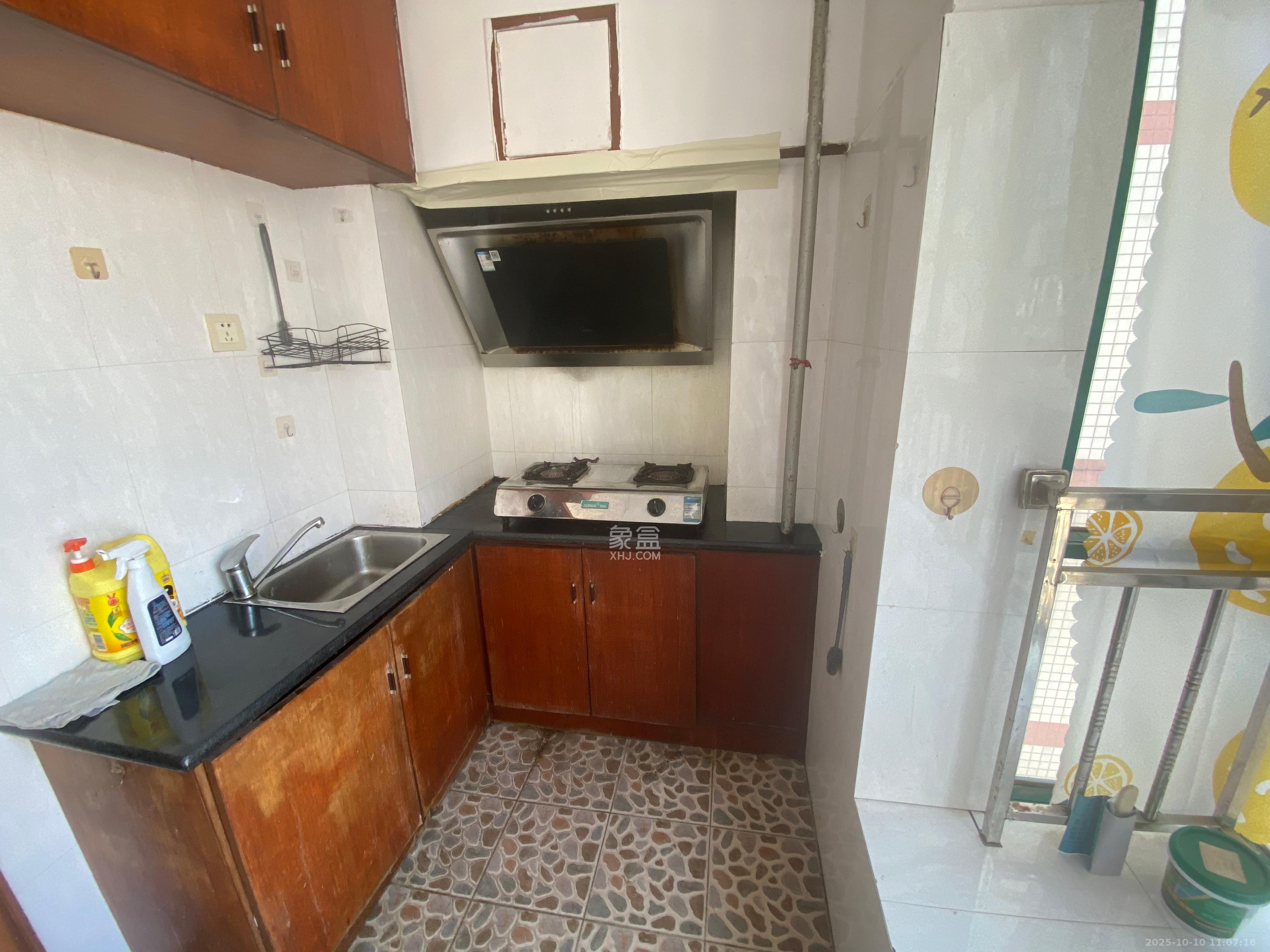 明城公寓 1室1厅1卫 1000.0元/月 明城公寓 1室1厅1卫 1000.0元/月室内图