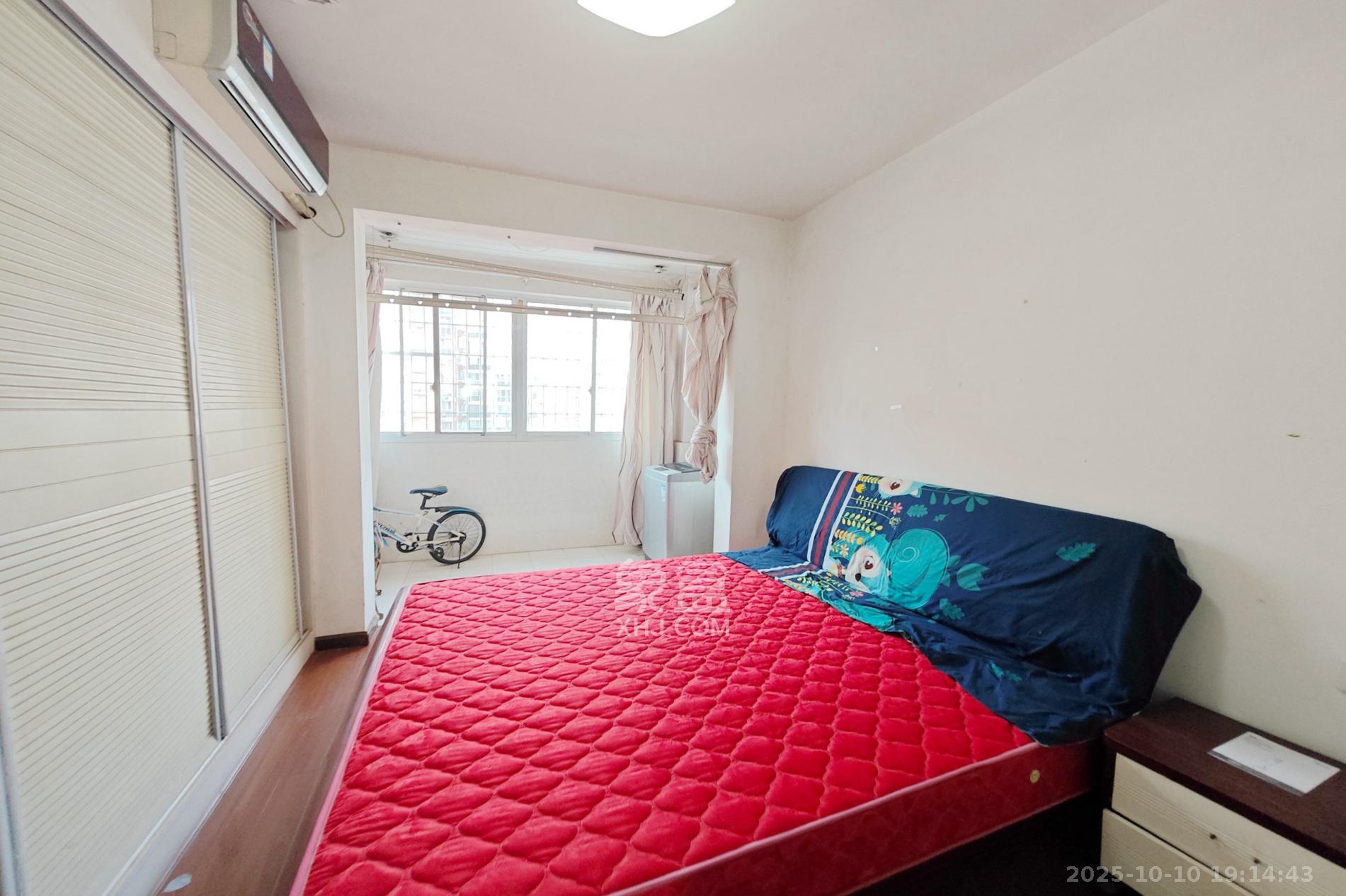 桔香鑫城 3室2厅1卫 93.8万 桔香鑫城 3室2厅1卫 93.8万卧室