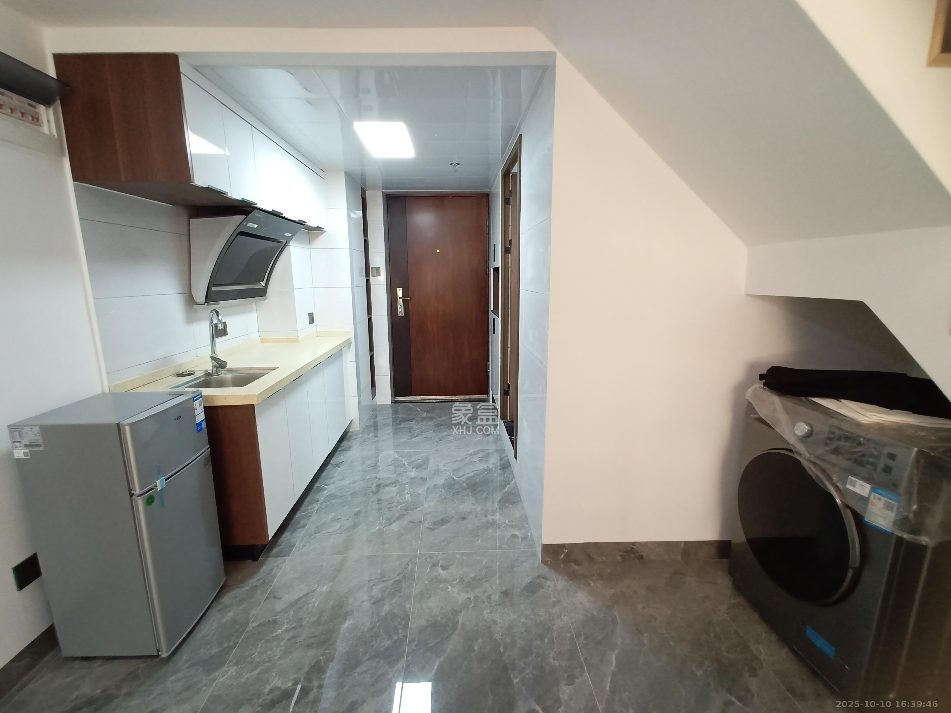 北辰时光里  2室1厅1卫    2200.0元/月 北辰时光里  2室1厅1卫    2200.0元/月室内图