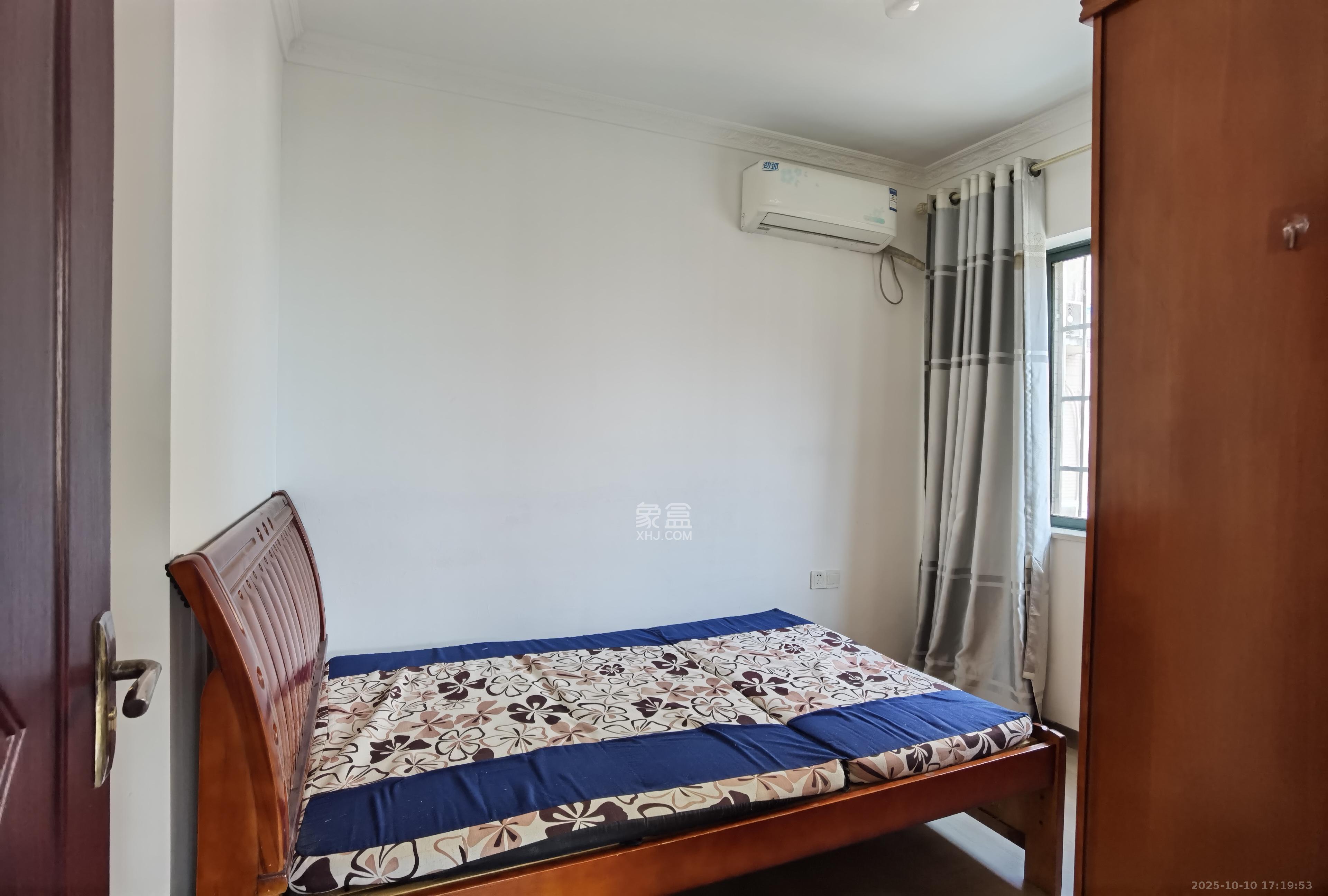 滨水名都  2室2厅1卫    1400.0元/月室内图