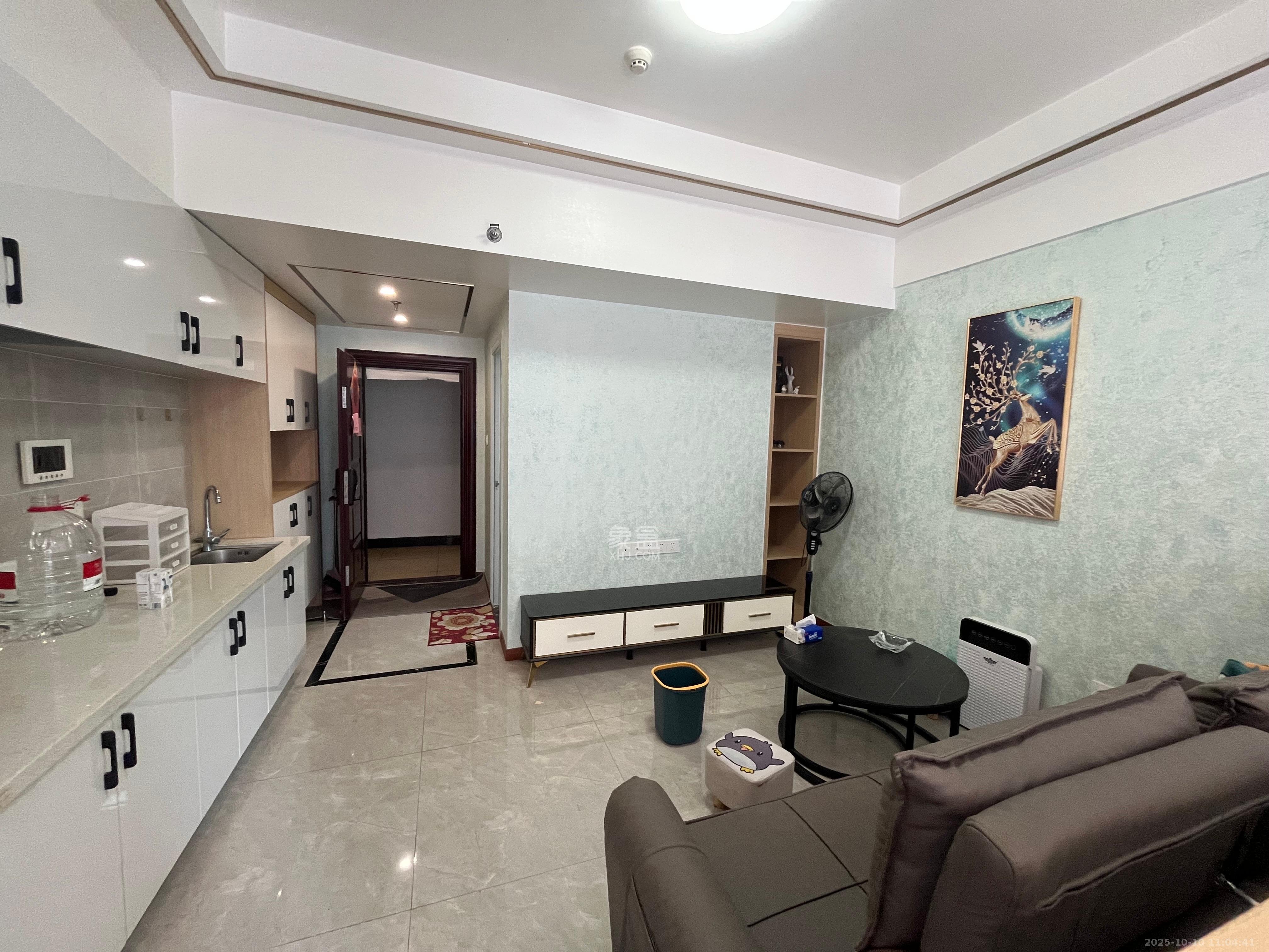 博长山水香颐  1室1厅1卫    1600.0元/月室内图