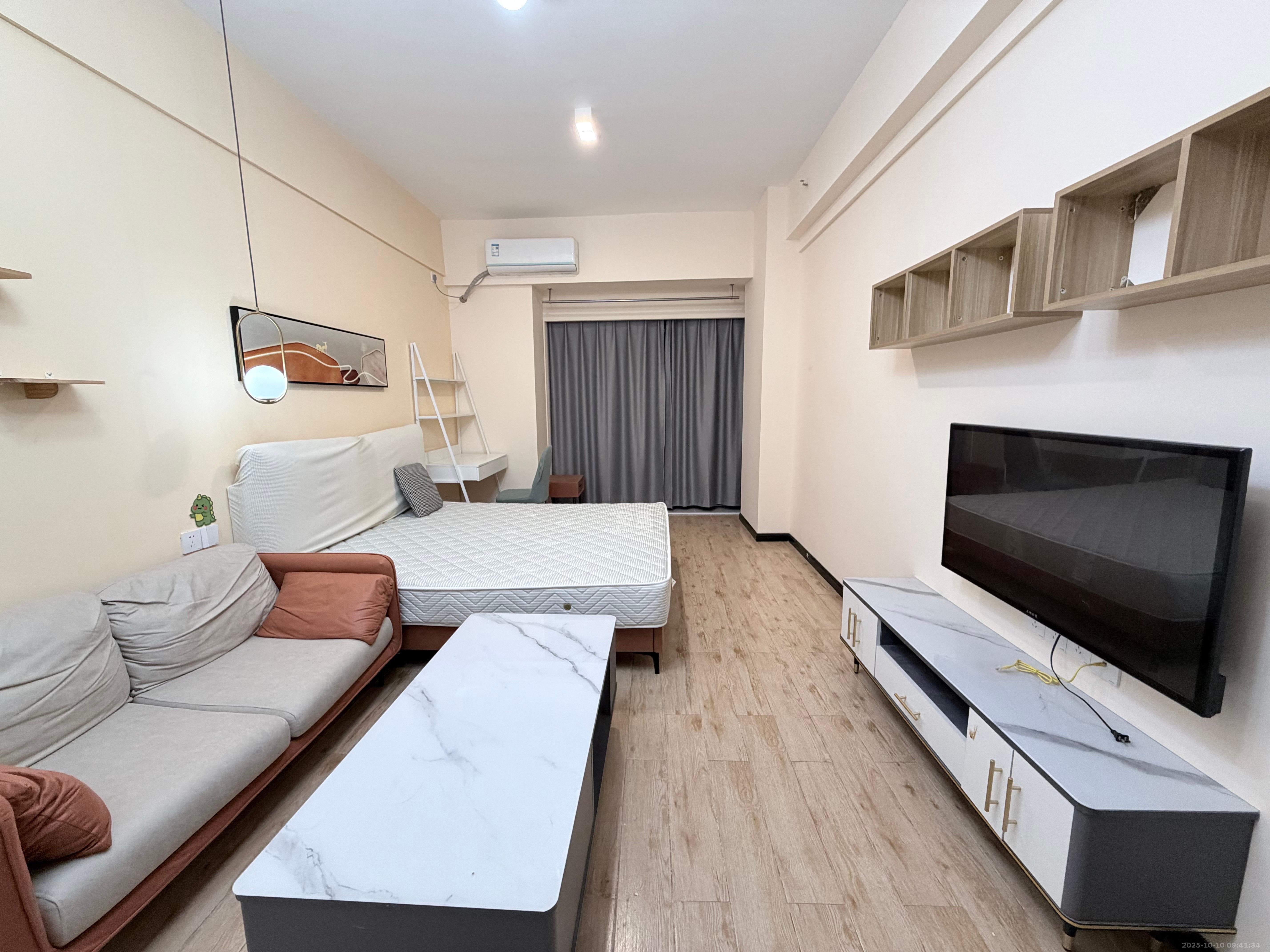 万润时光里  1室0厅0卫    2000.0元/月 万润时光里  1室0厅0卫    2000.0元/月室内图