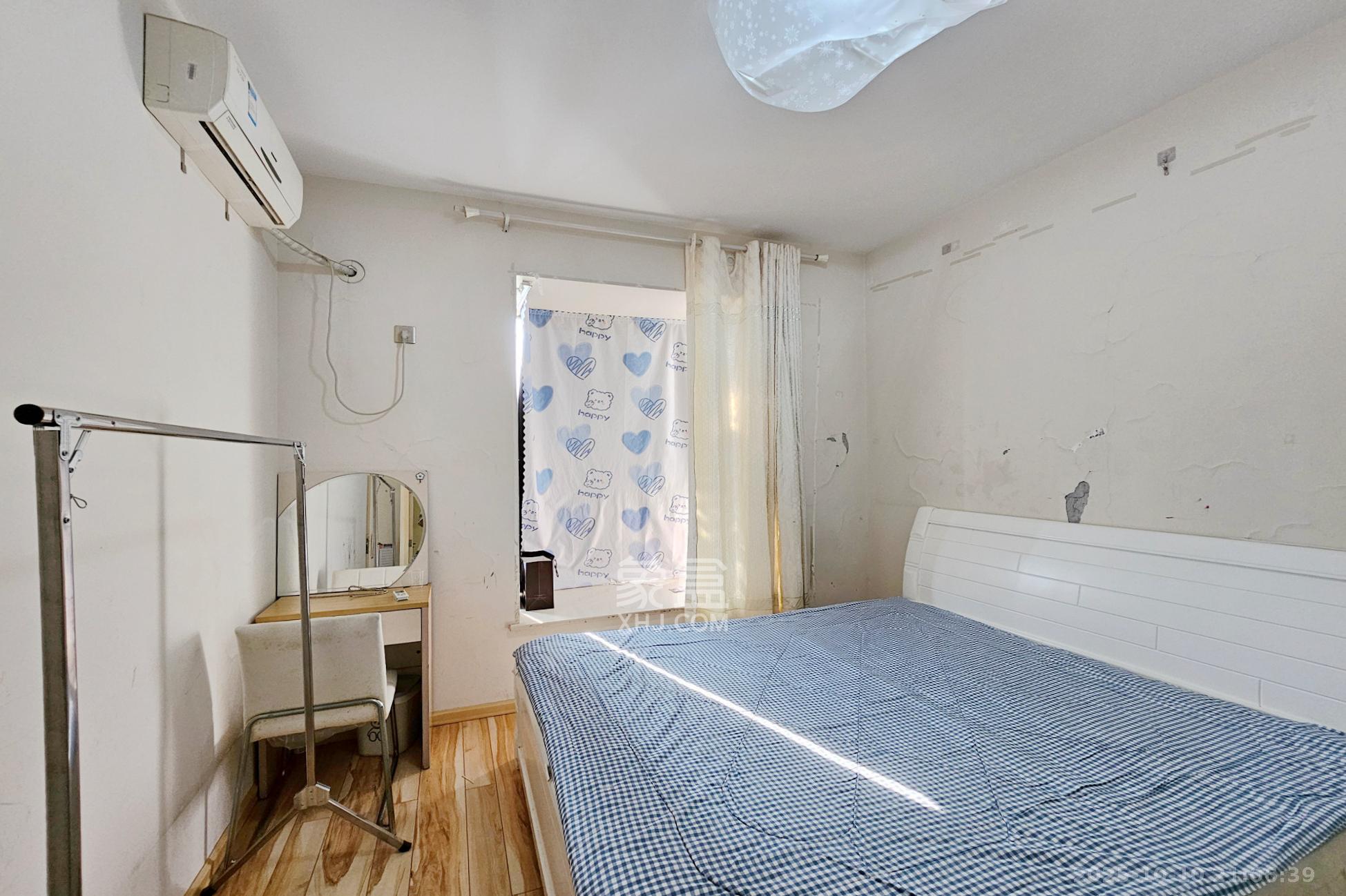 星城映象  2室2厅1卫    68.0万卧室