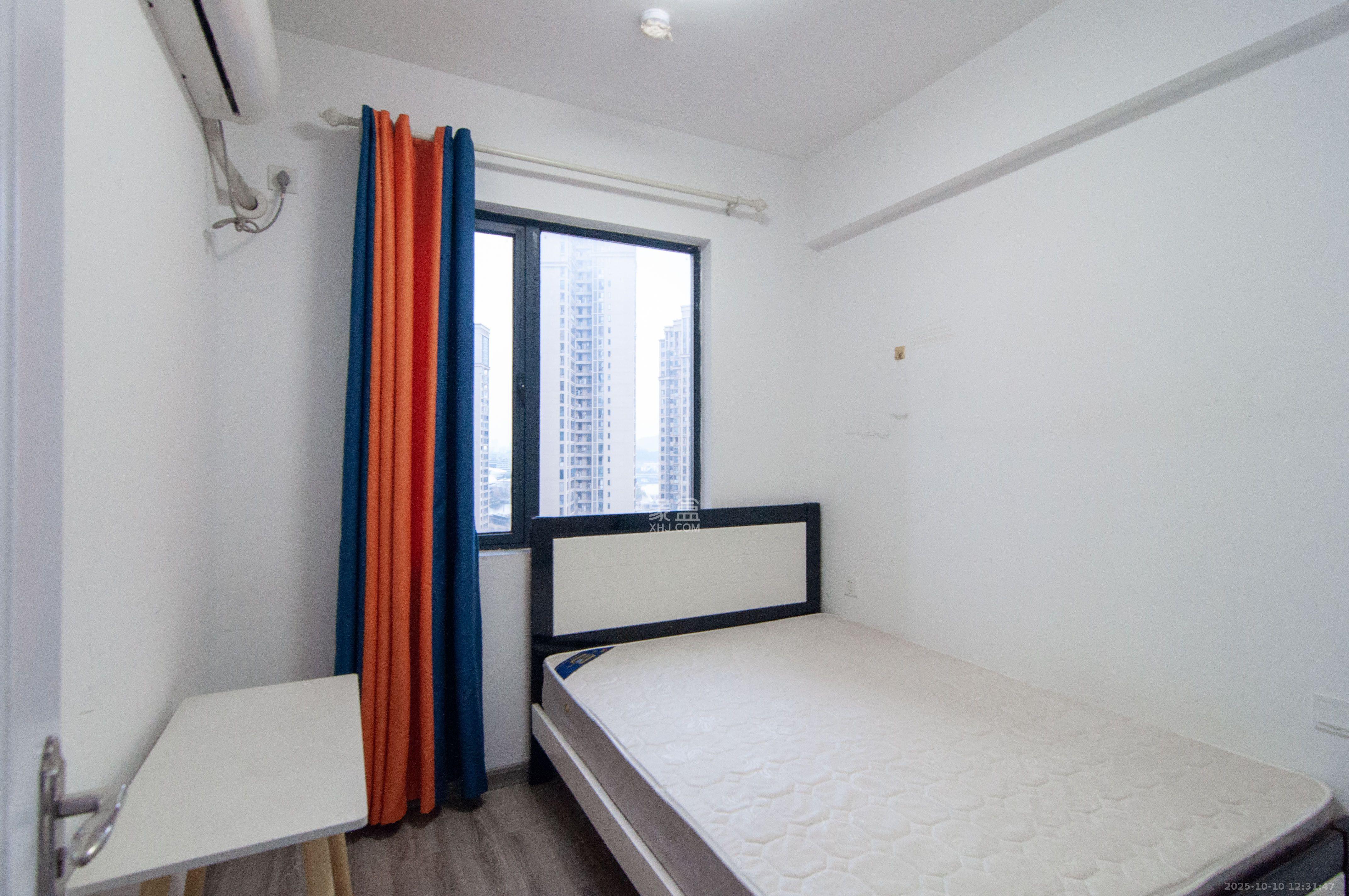 中建梅溪湖中心  3室2厅2卫    3100.0元/月室内图