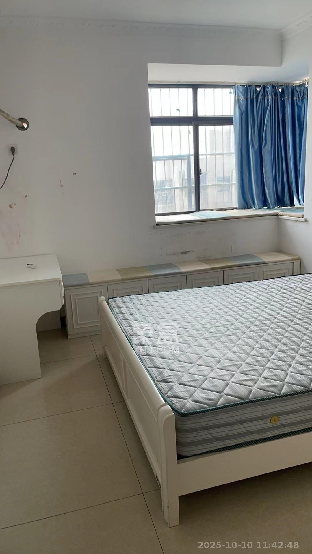 天悦嘉园 2室2厅1卫 1800.0元/月 天悦嘉园 2室2厅1卫 1800.0元/月室内图