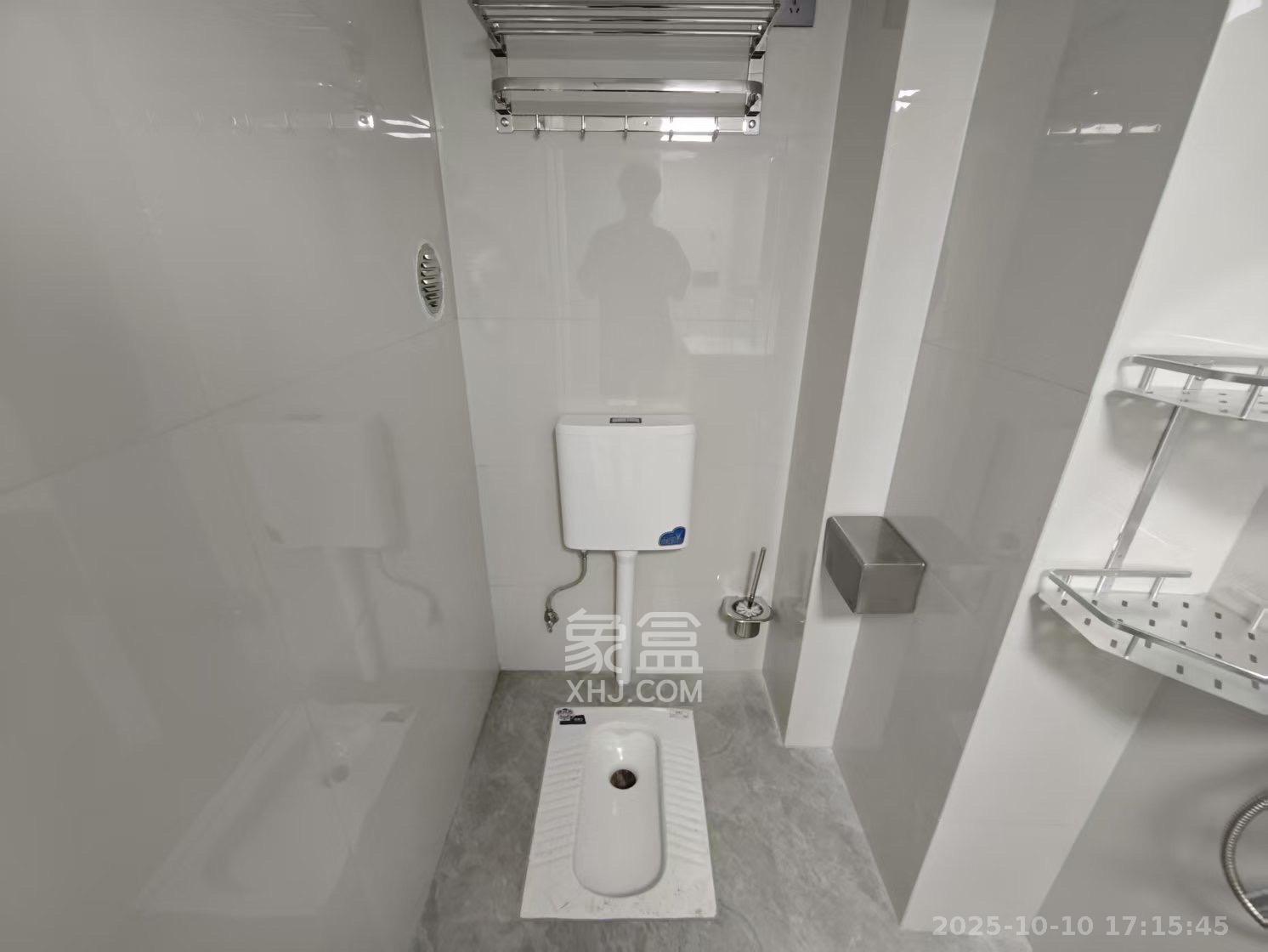 新城悦隽公园  1室1厅1卫    1500.0元/月室内图