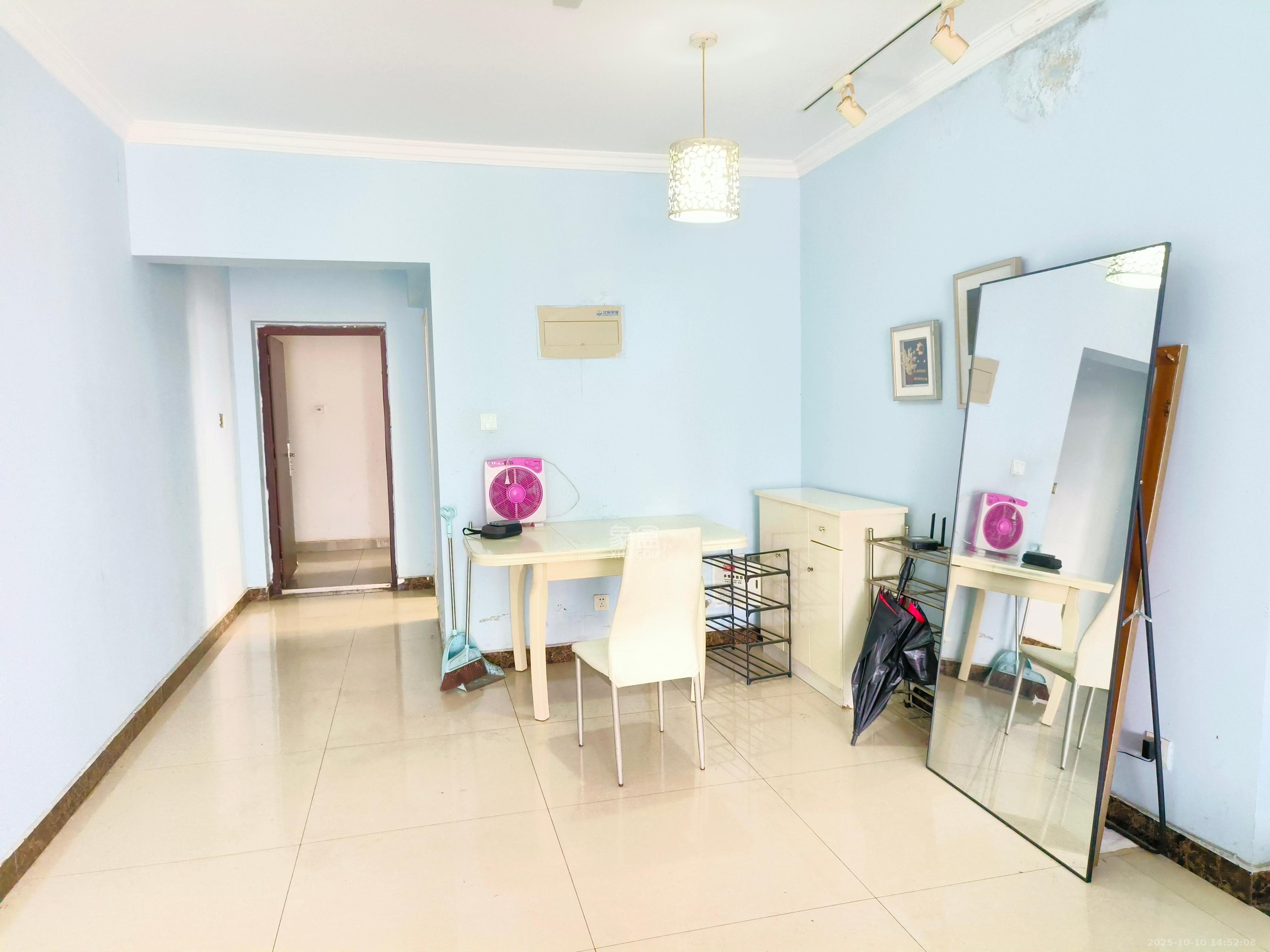 北辰三角洲E3区 3室2厅2卫 3500.0元/月 北辰三角洲E3区 3室2厅2卫 3500.0元/月室内图