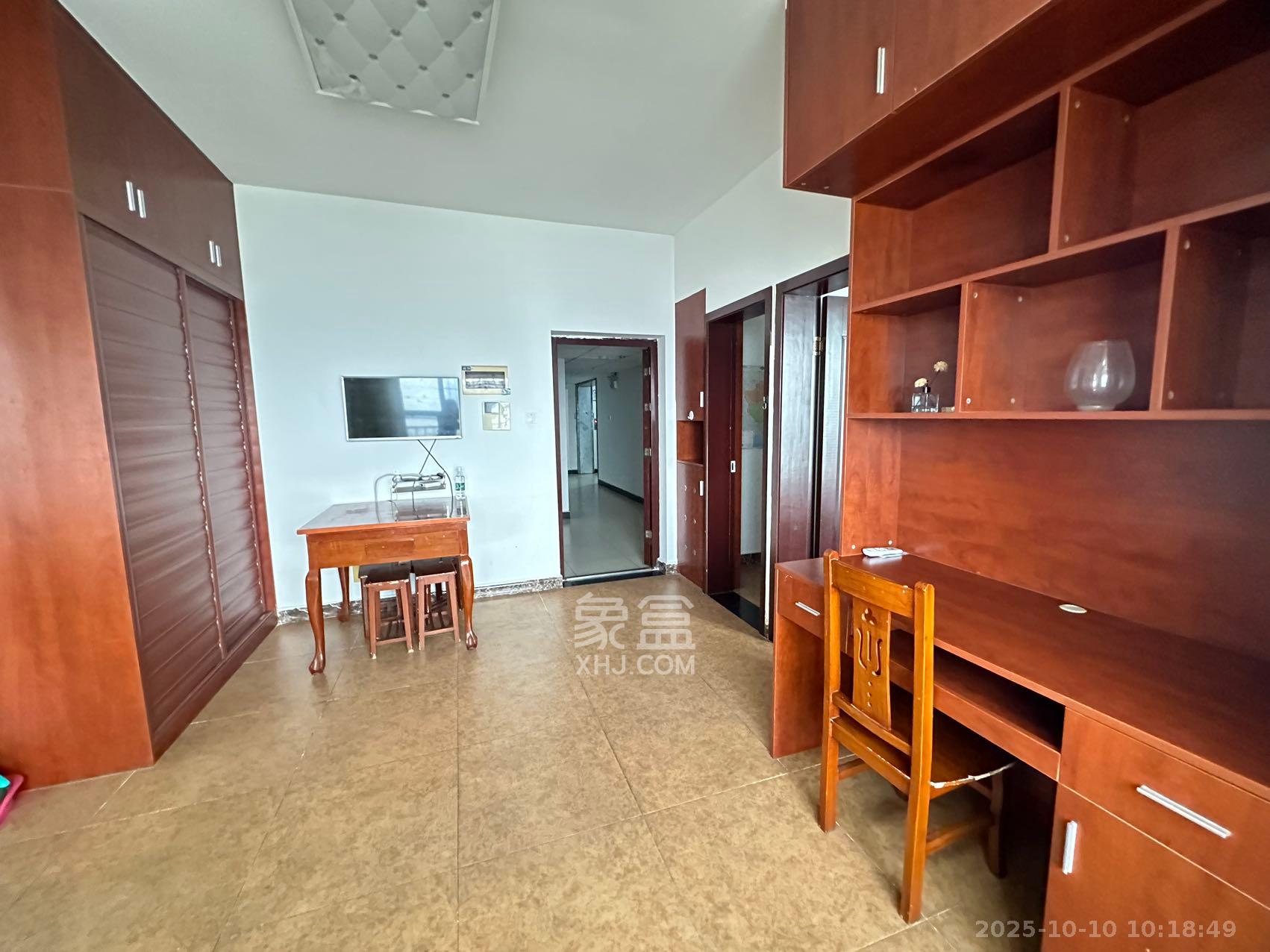 上河国际C区 1室1厅1卫 1800.0元/月 上河国际C区 1室1厅1卫 1800.0元/月室内图