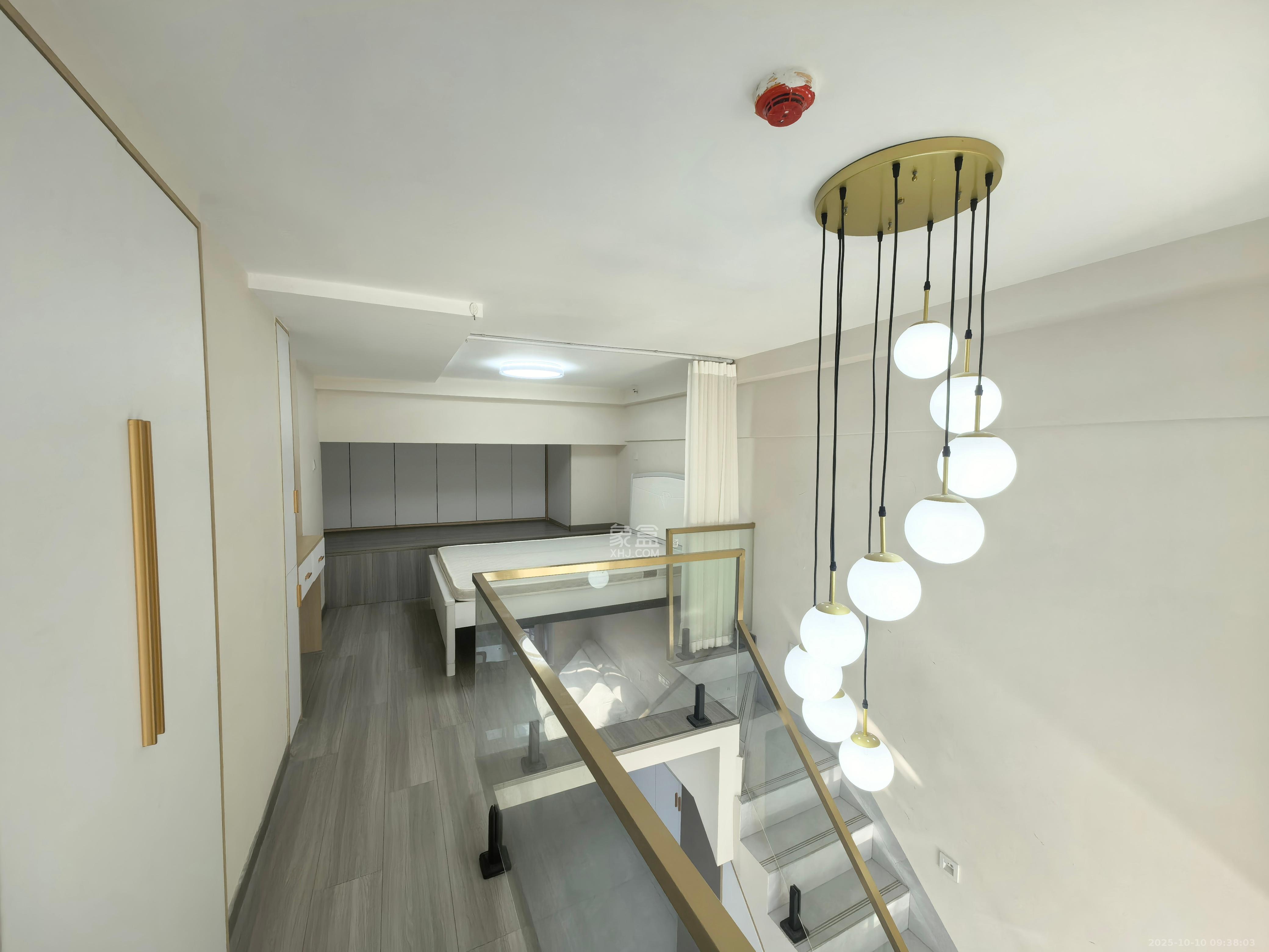 中海阅溪府 2室1厅1卫 2200.0元/月 中海阅溪府 2室1厅1卫 2200.0元/月室内图