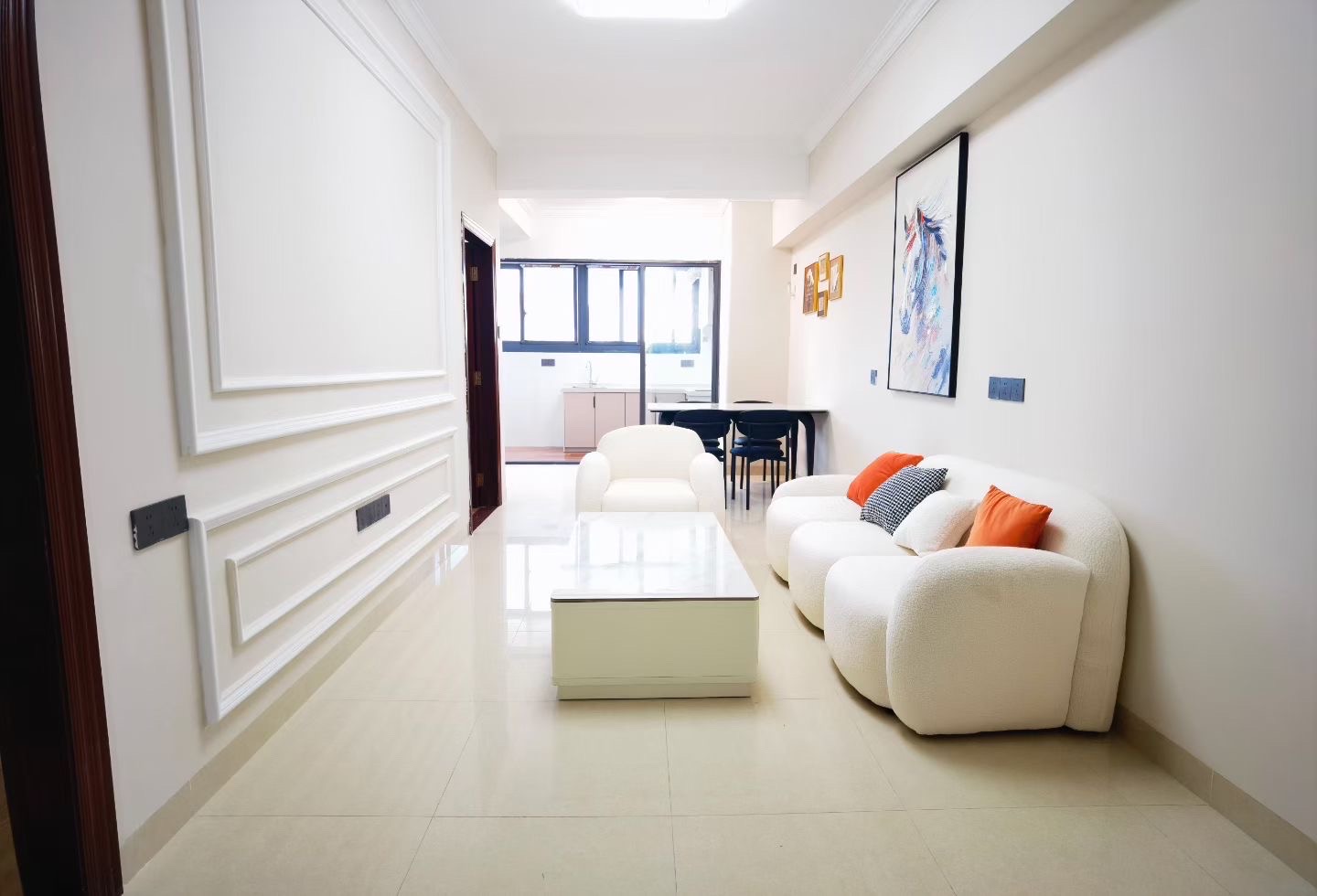 锦江丽都  2室2厅1卫    75.0万