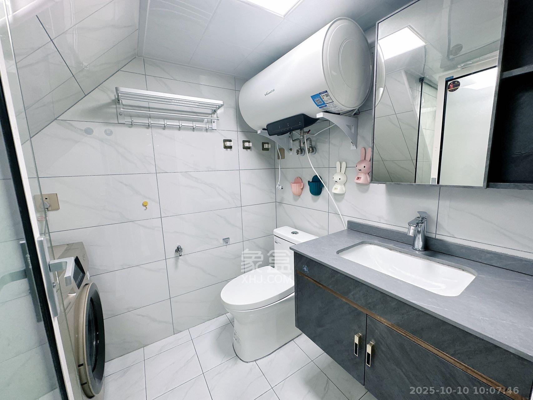 华润琨瑜府  2室1厅1卫    2500.0元/月 华润琨瑜府  2室1厅1卫    2500.0元/月室内图