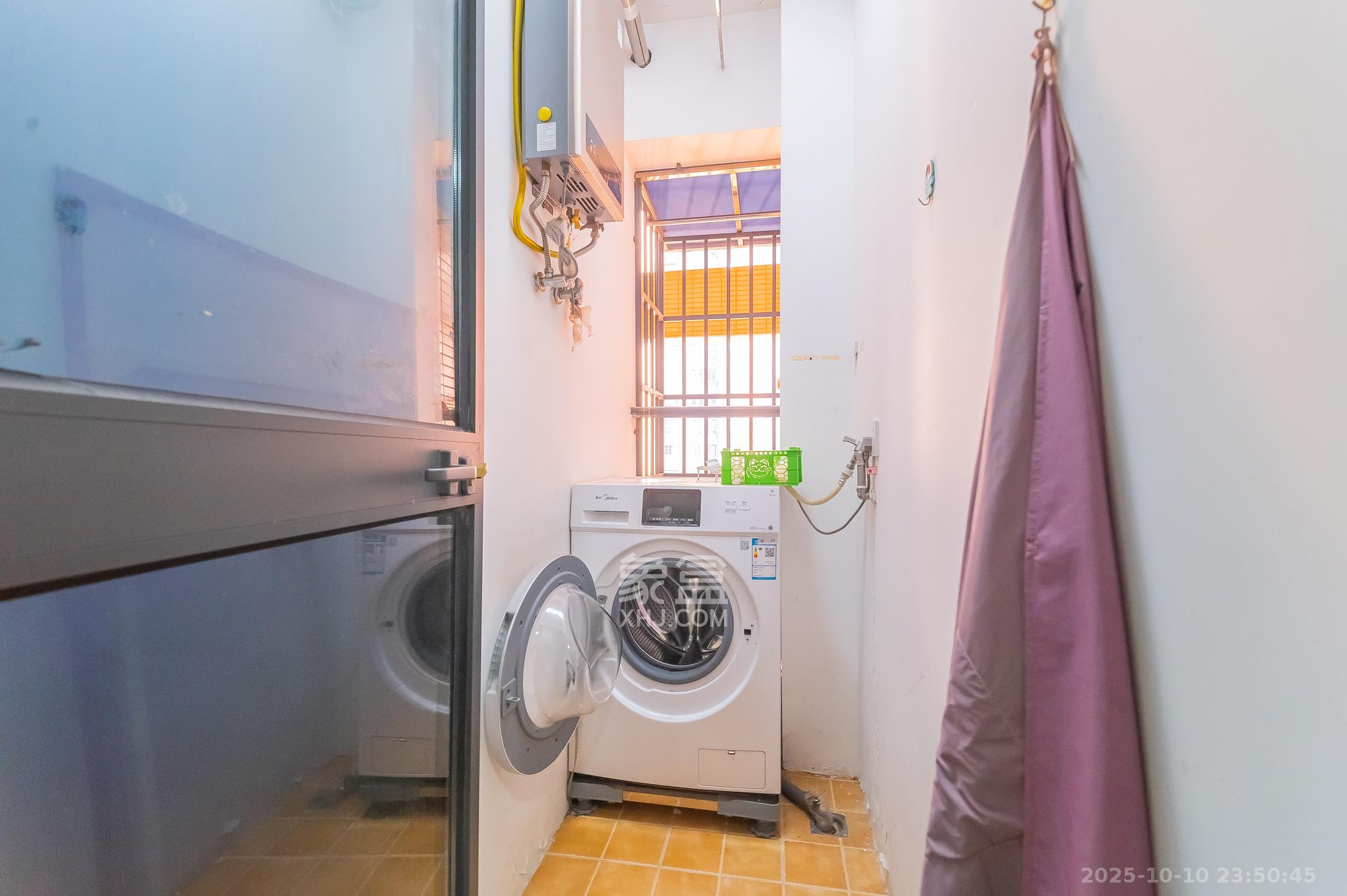 海伦春天 2室1厅1卫 51.8万 海伦春天 2室1厅1卫 51.8万厨房