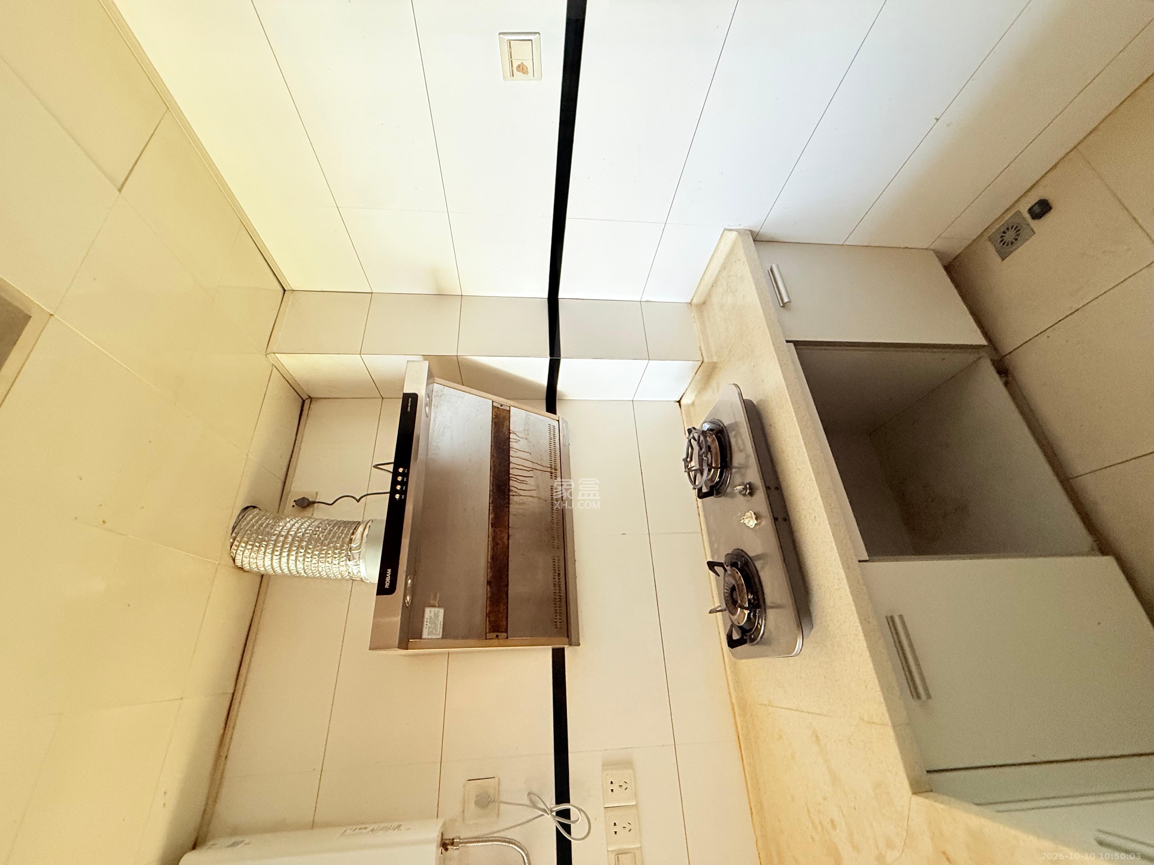 月湖兰庭  2室1厅1卫    2000.0元/月 月湖兰庭  2室1厅1卫    2000.0元/月室内图