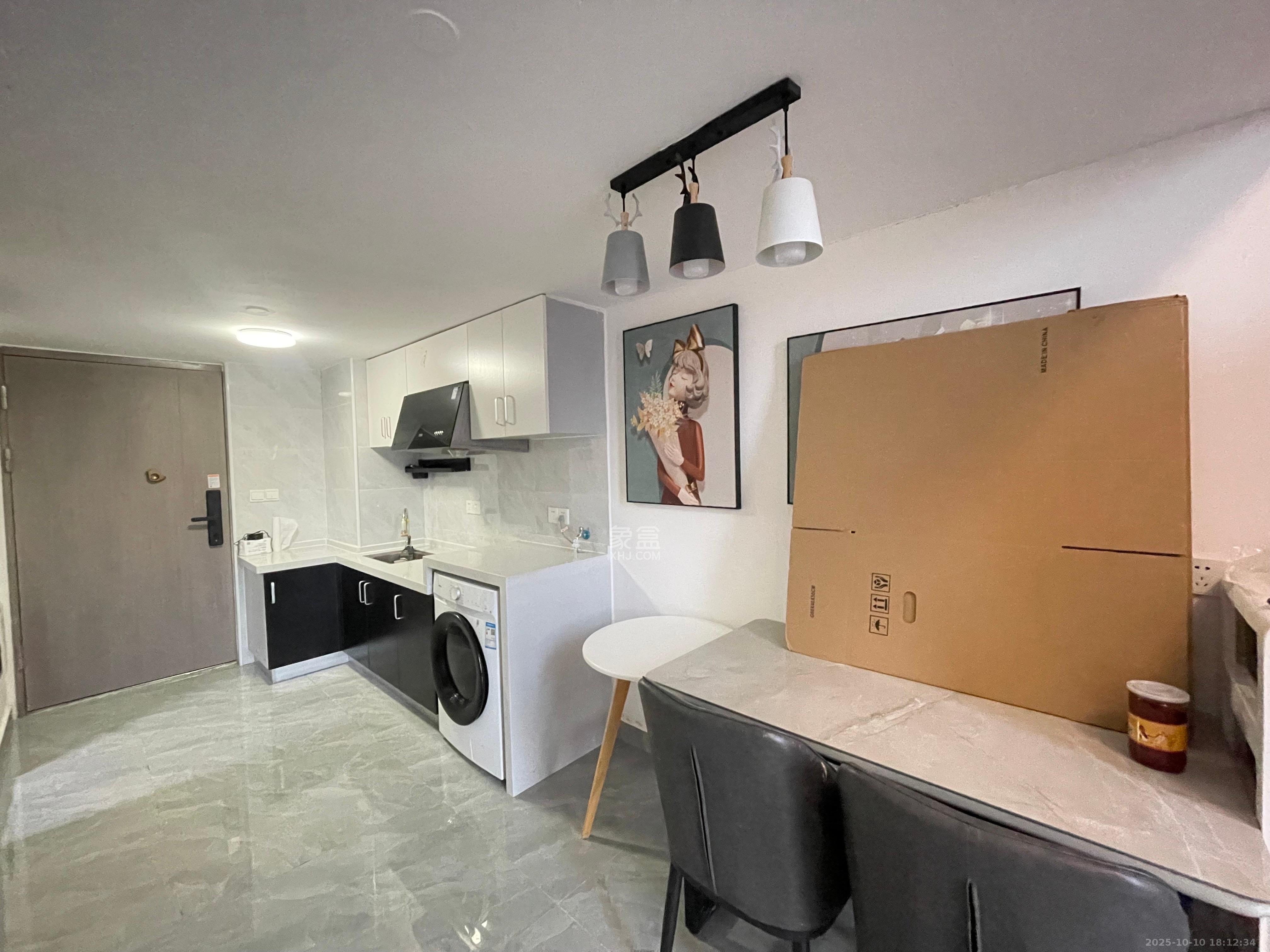 藏珑湖上公馆 1室0厅0卫 2300.0元/月 藏珑湖上公馆 1室0厅0卫 2300.0元/月室内图