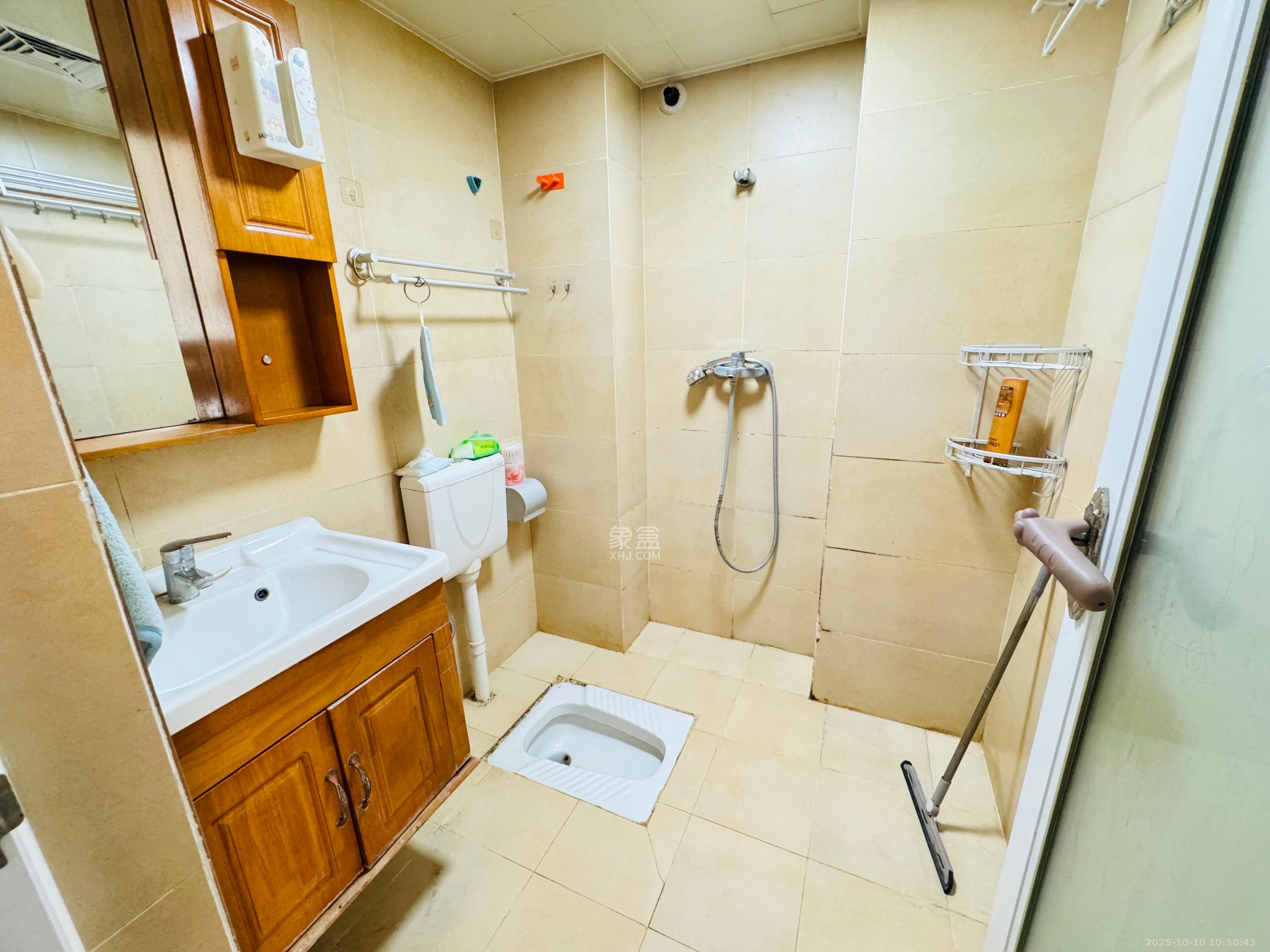 协信星澜汇  2室2厅1卫    2200.0元/月室内图