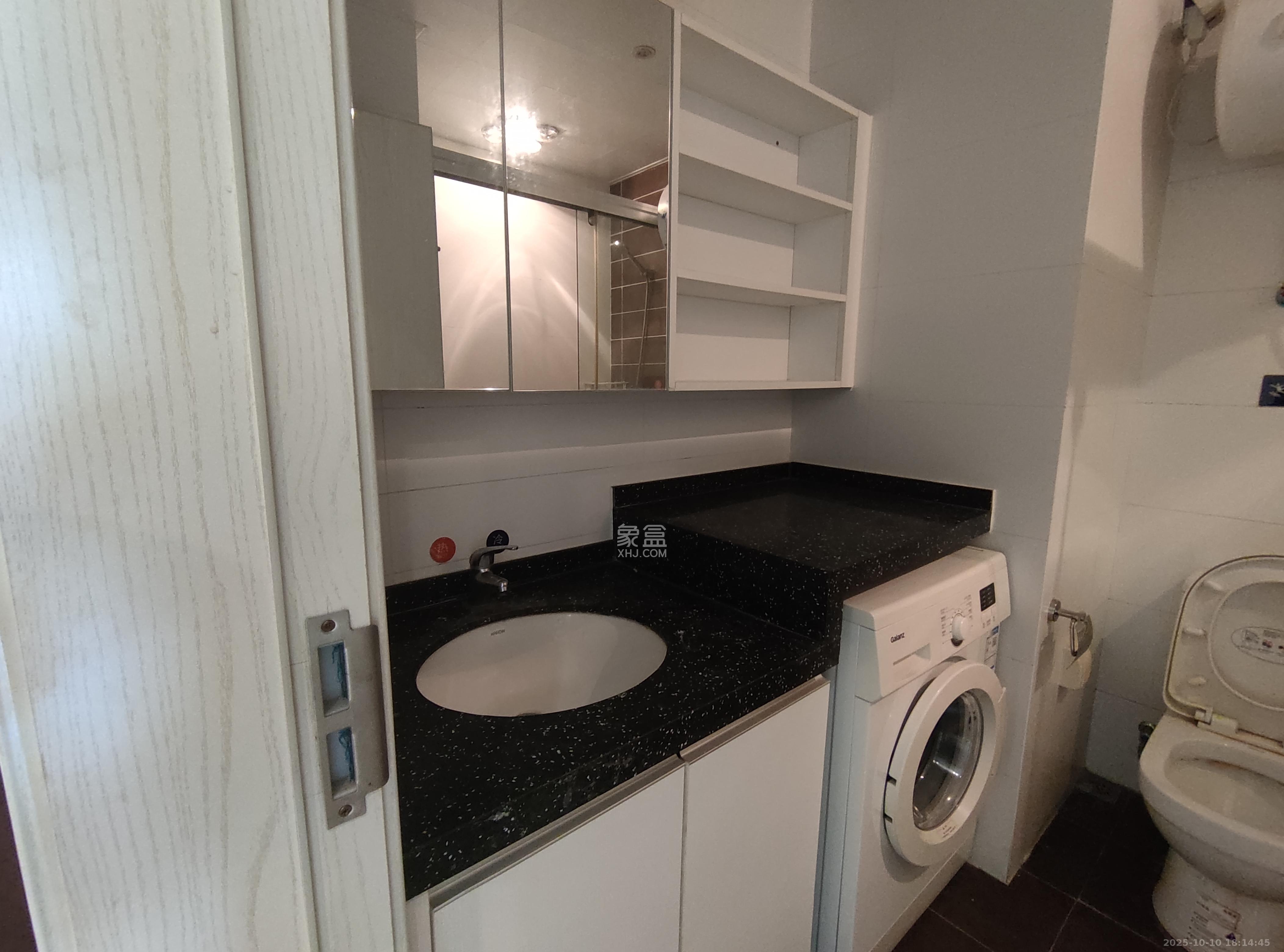 江山帝景哈佛  1室1厅1卫    1000.0元/月室内图