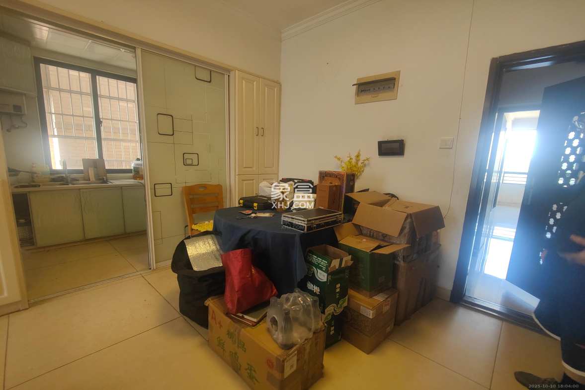 尚格名城香榭丽舍 2室2厅1卫 1500.0元/月 尚格名城香榭丽舍 2室2厅1卫 1500.0元/月室内图