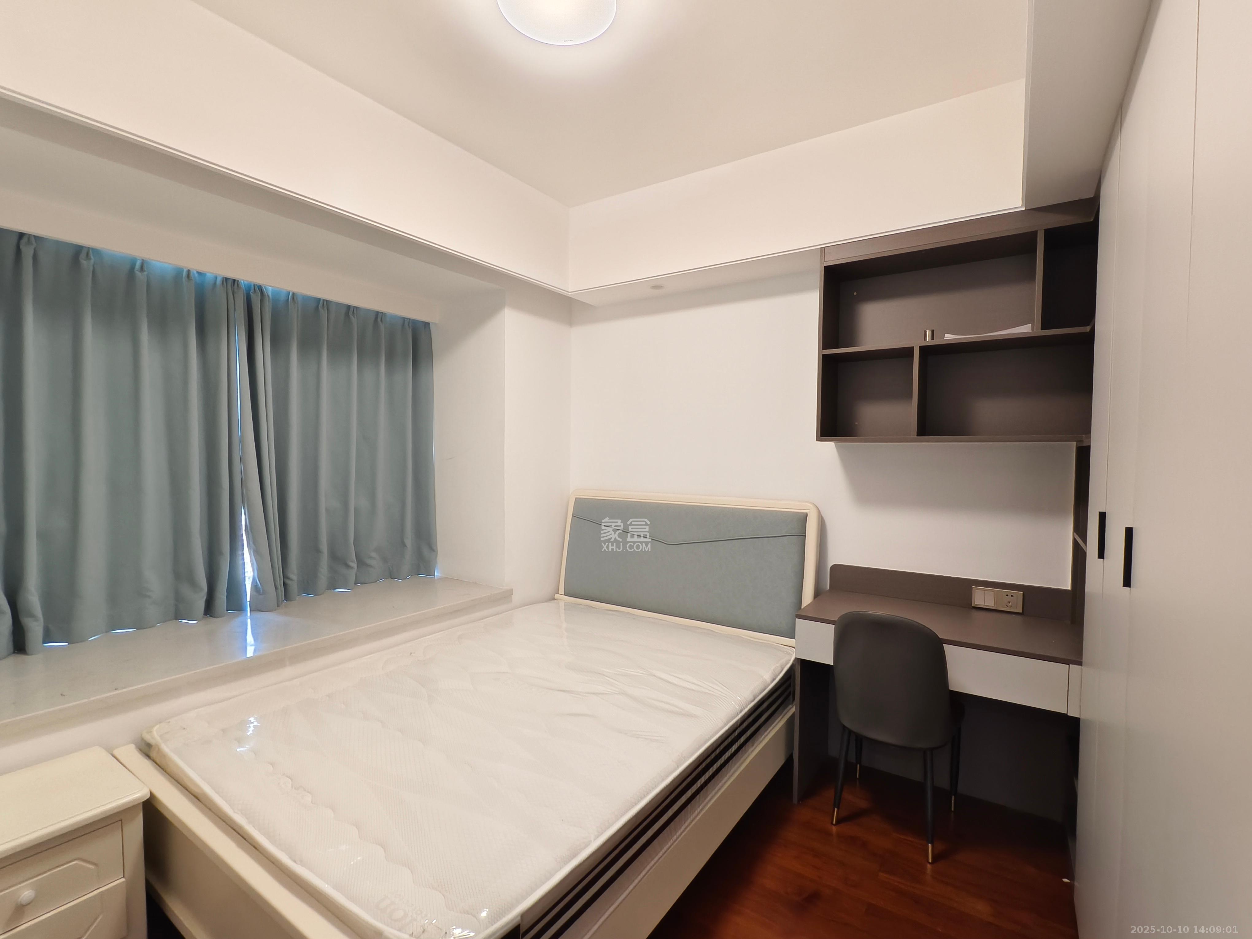 中欣楚天御府E区  3室2厅2卫    4000.0元/月室内图