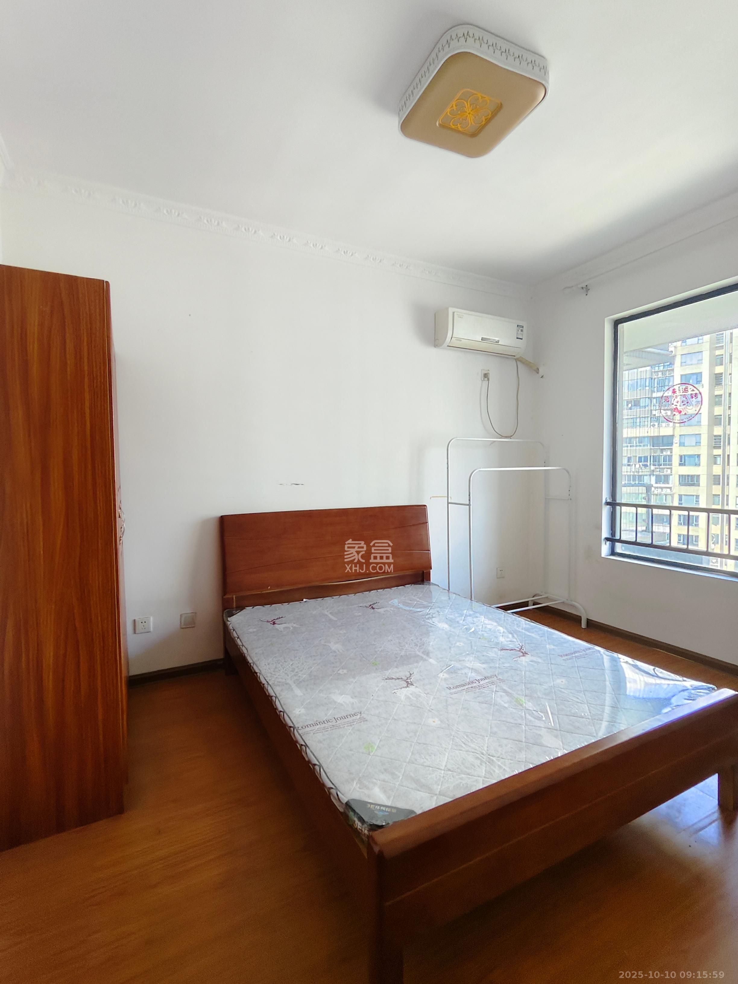 长房时代城 3室2厅2卫 3000.0元/月 长房时代城 3室2厅2卫 3000.0元/月室内图