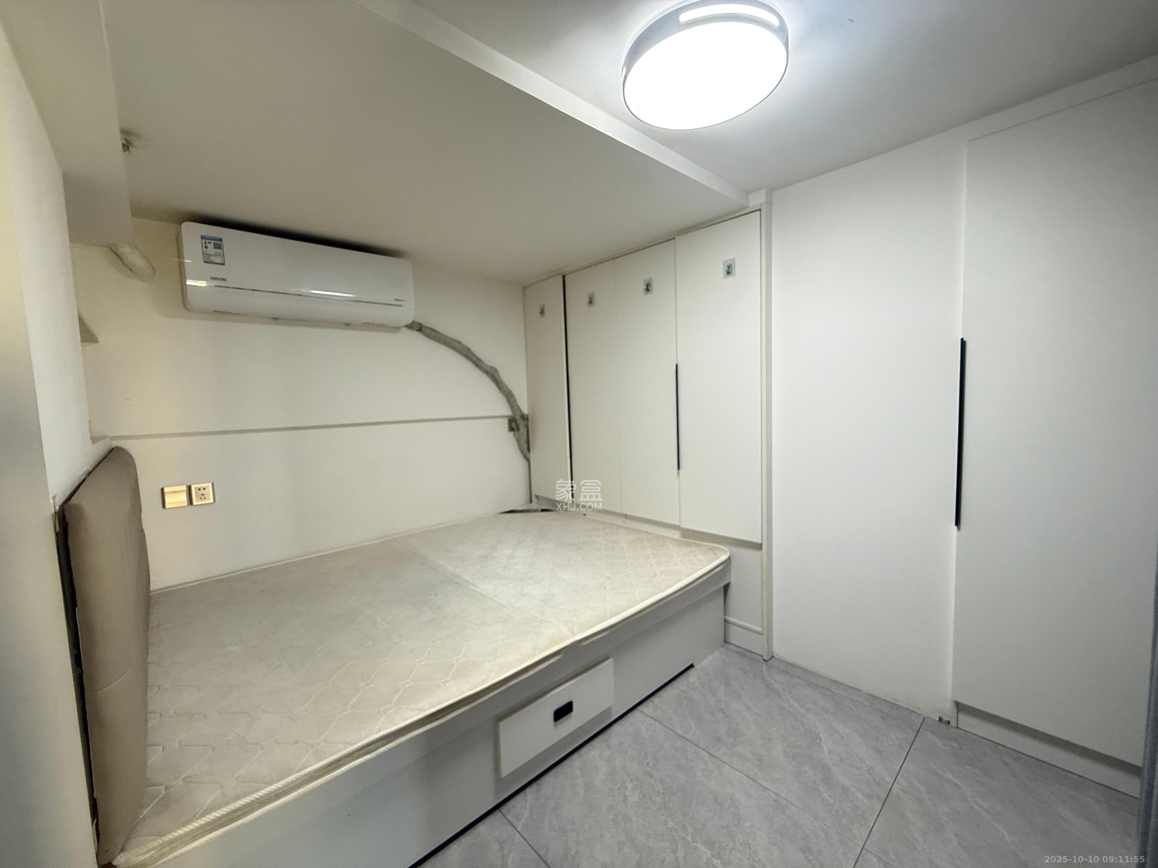 新城悦隽公园  2室1厅1卫    1700.0元/月室内图