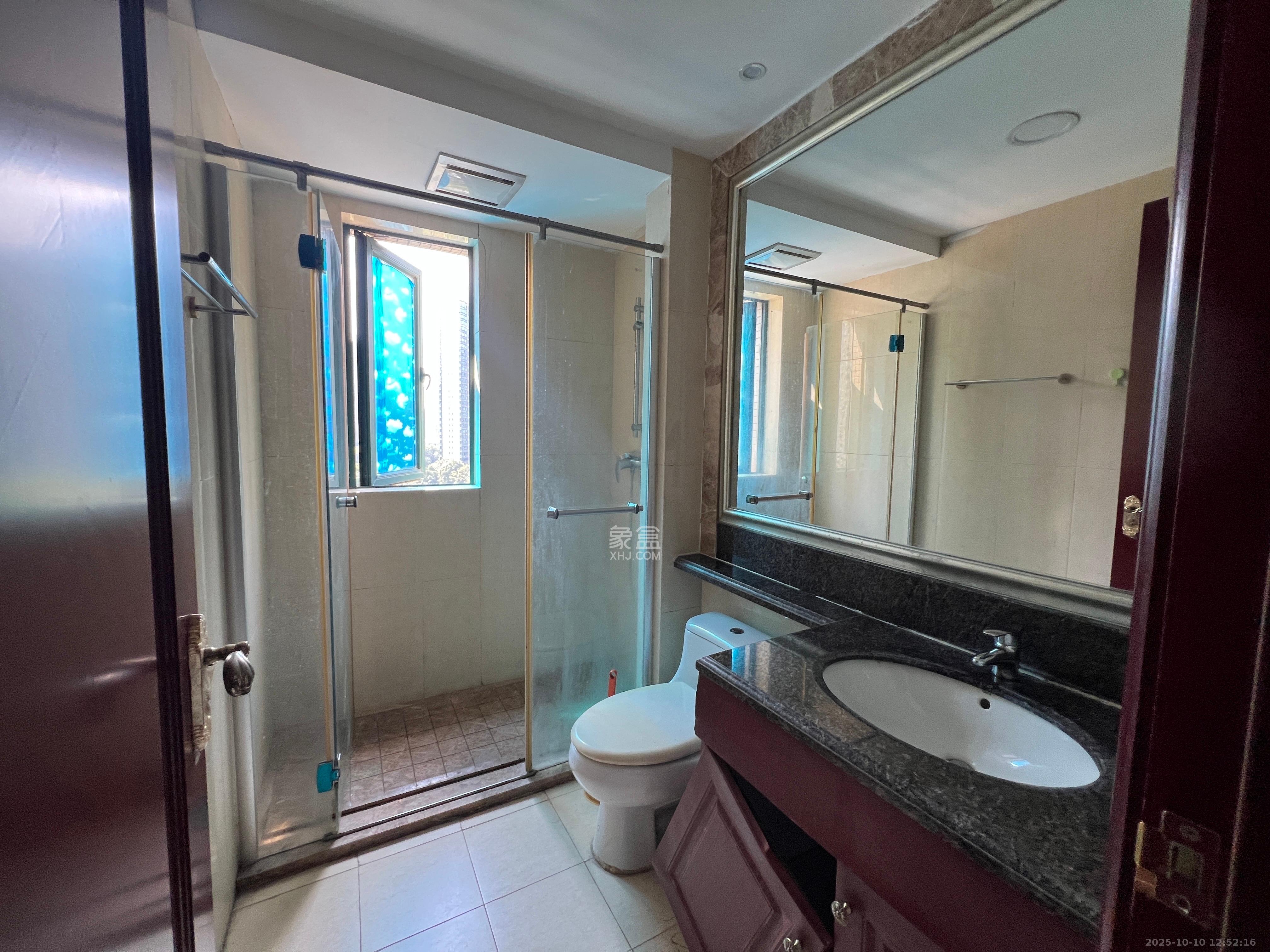 恒大雅苑 4室2厅2卫 3000.0元/月 恒大雅苑 4室2厅2卫 3000.0元/月室内图