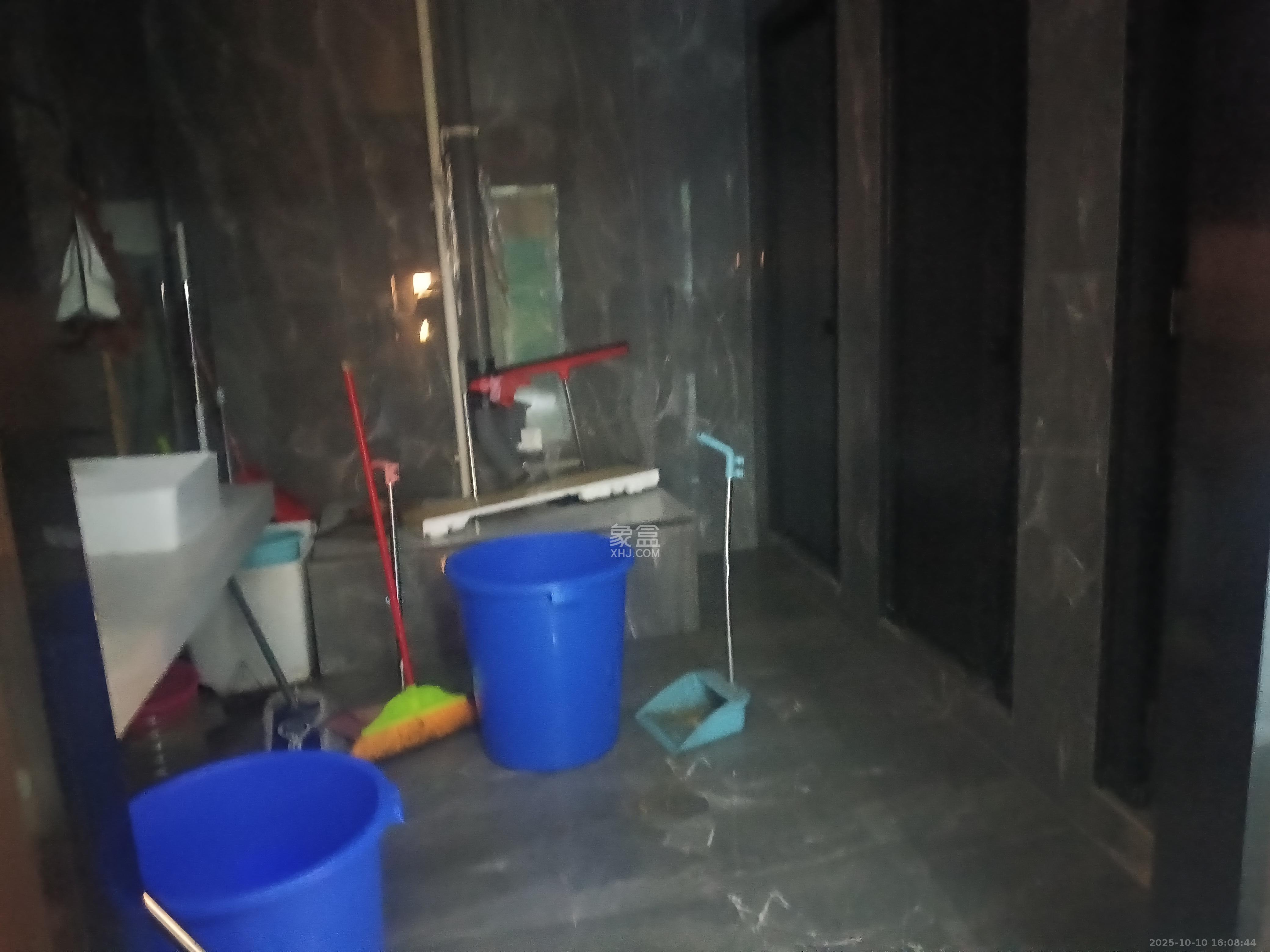 铂宫   1111.36㎡      19000.0元/月室内图