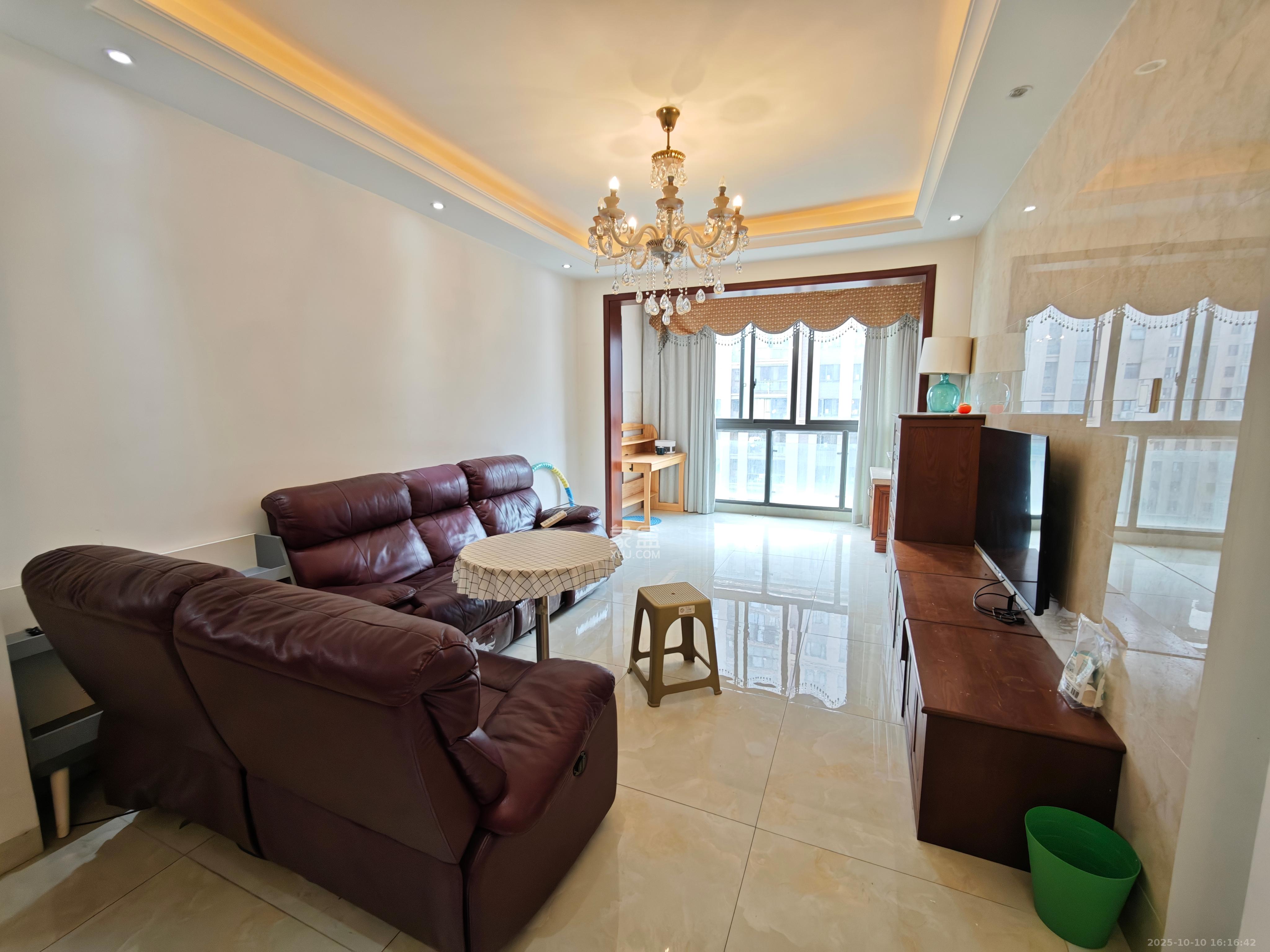 新华都万家城 2室2厅1卫 2000.0元/月 新华都万家城 2室2厅1卫 2000.0元/月室内图