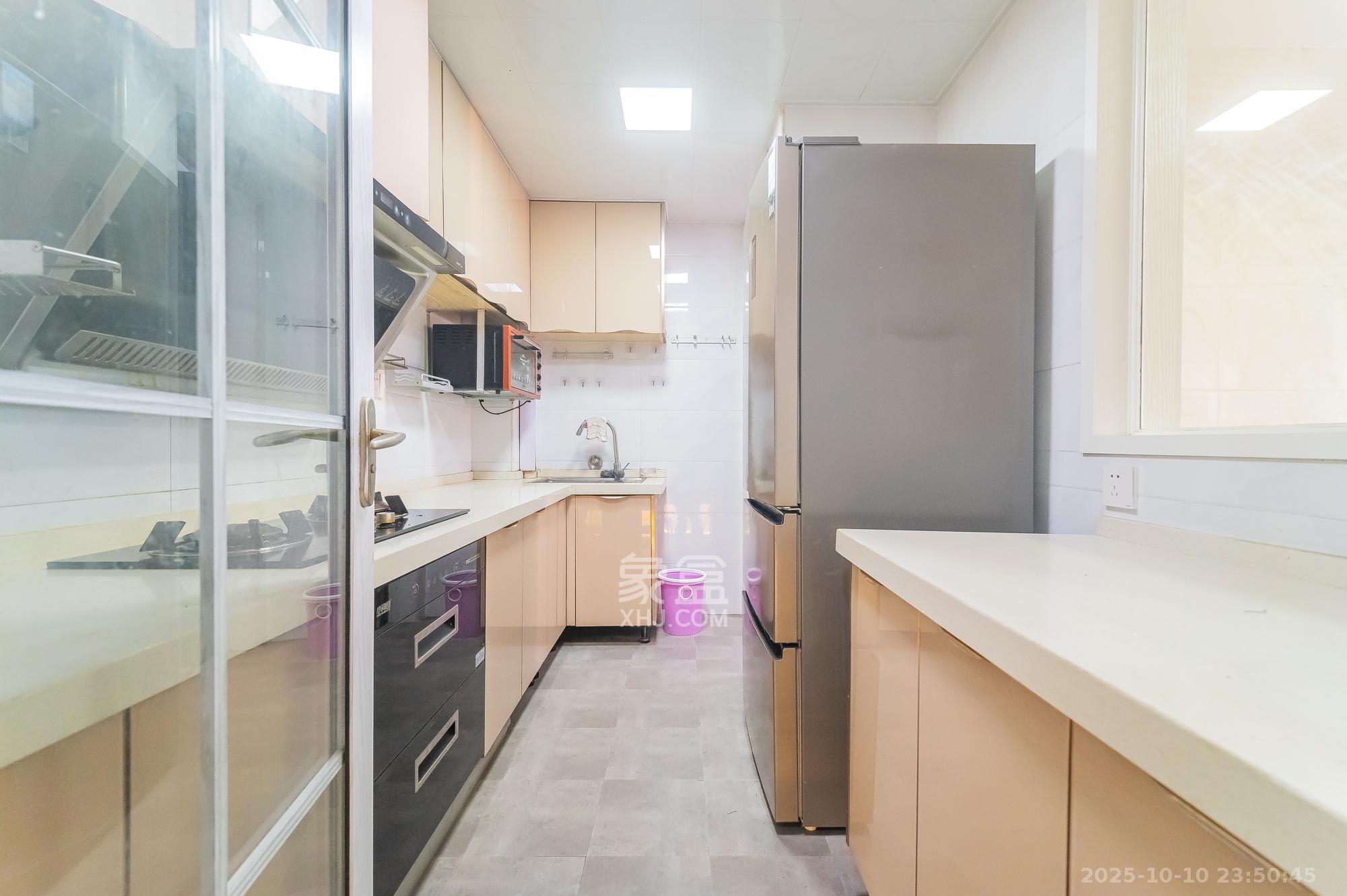 海伦春天 2室1厅1卫 51.8万 海伦春天 2室1厅1卫 51.8万厨房