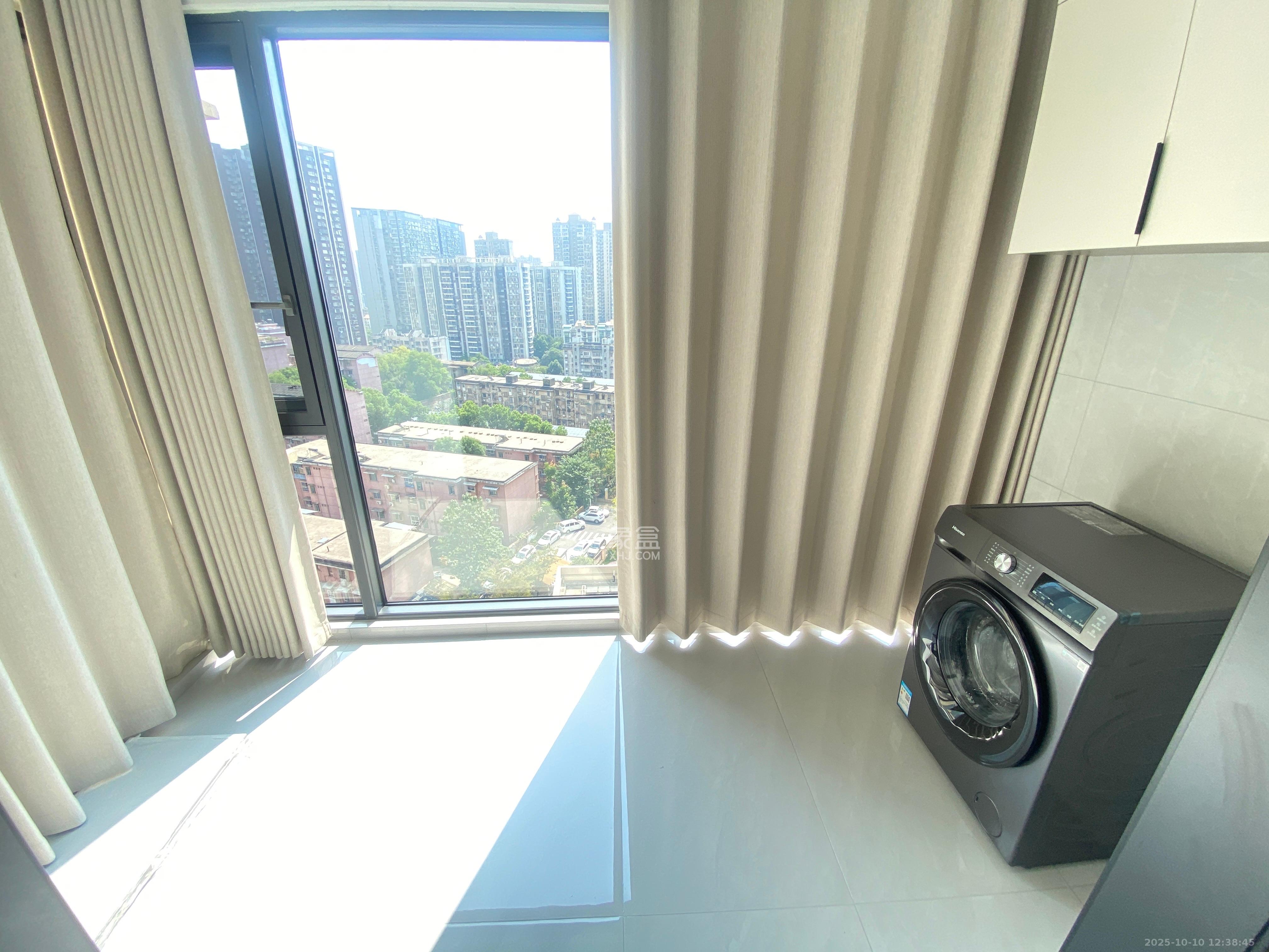 岭福家苑(天心佳苑) 2室2厅1卫 3200.0元/月 岭福家苑(天心佳苑) 2室2厅1卫 3200.0元/月室内图