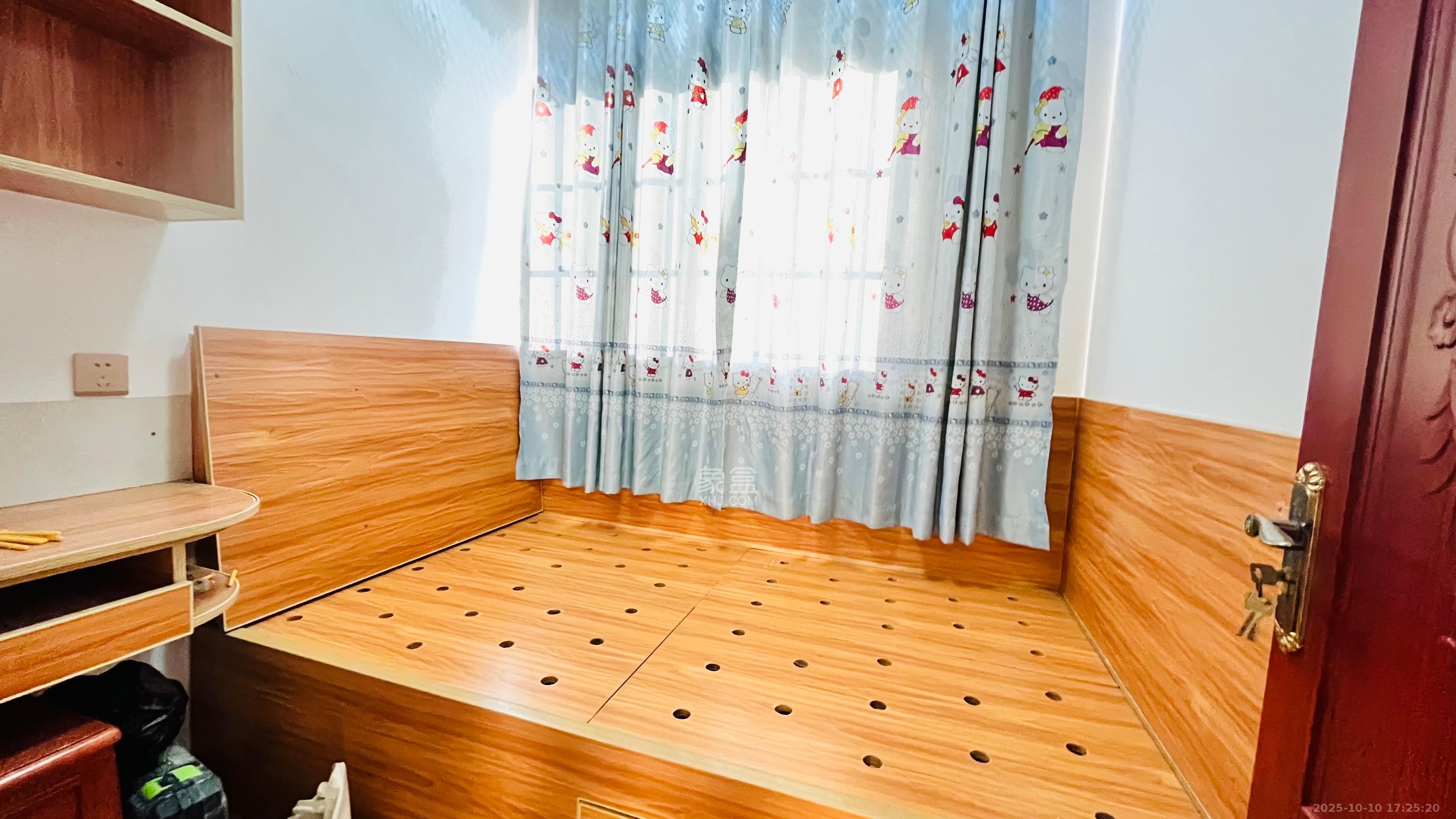 德惠雅苑（众星湘港公馆）  3室2厅1卫    2100.0元/月室内图