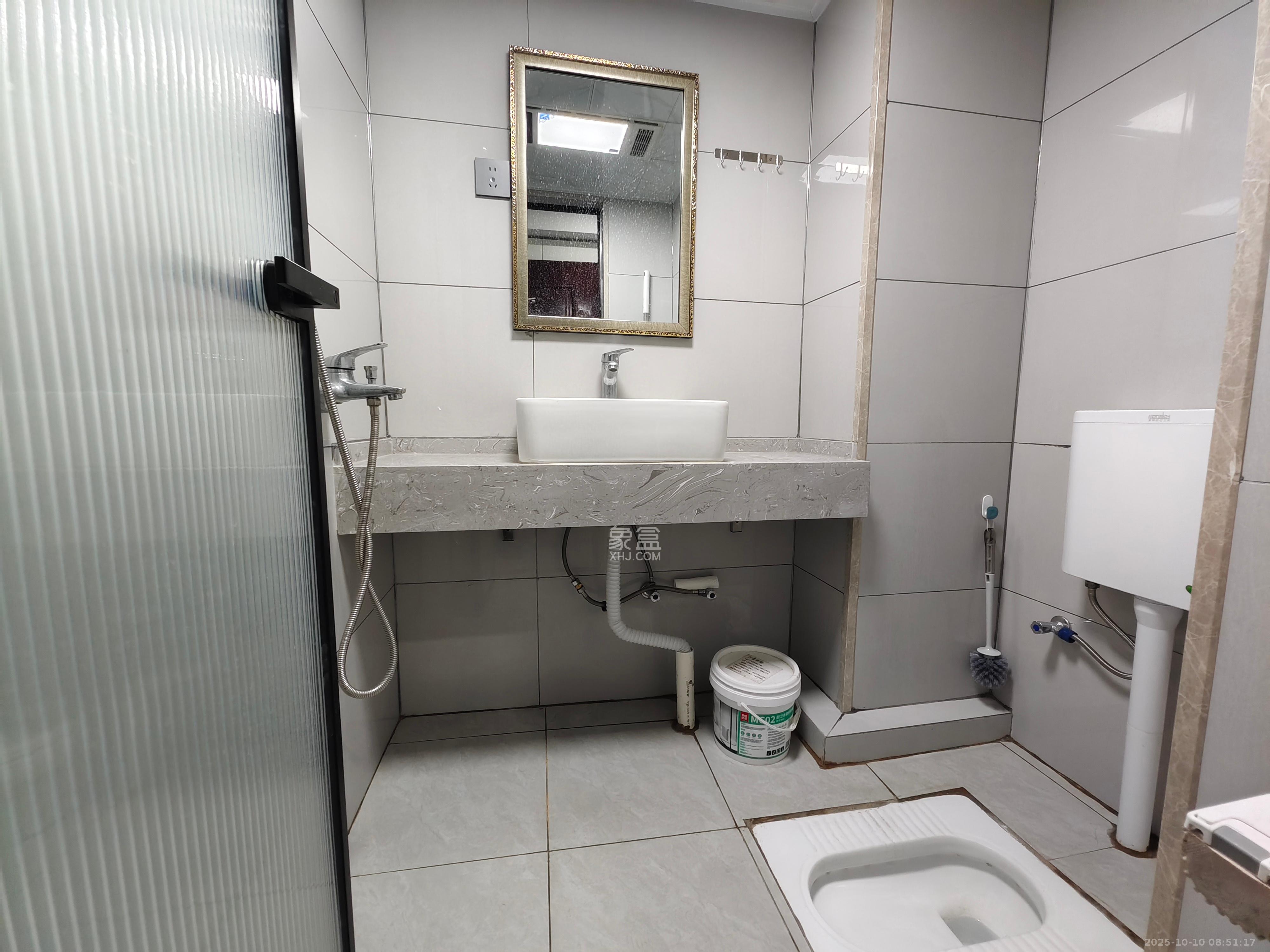 金房奥斯卡  1室1厅1卫    1200.0元/月 金房奥斯卡  1室1厅1卫    1200.0元/月室内图