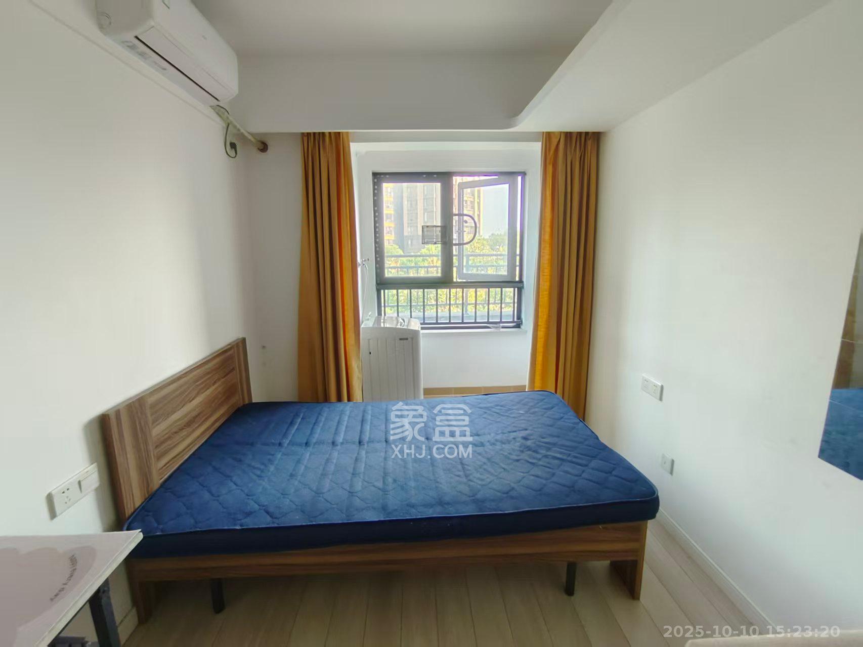 万科金域缇香  1室1厅1卫    1300.0元/月 万科金域缇香  1室1厅1卫    1300.0元/月