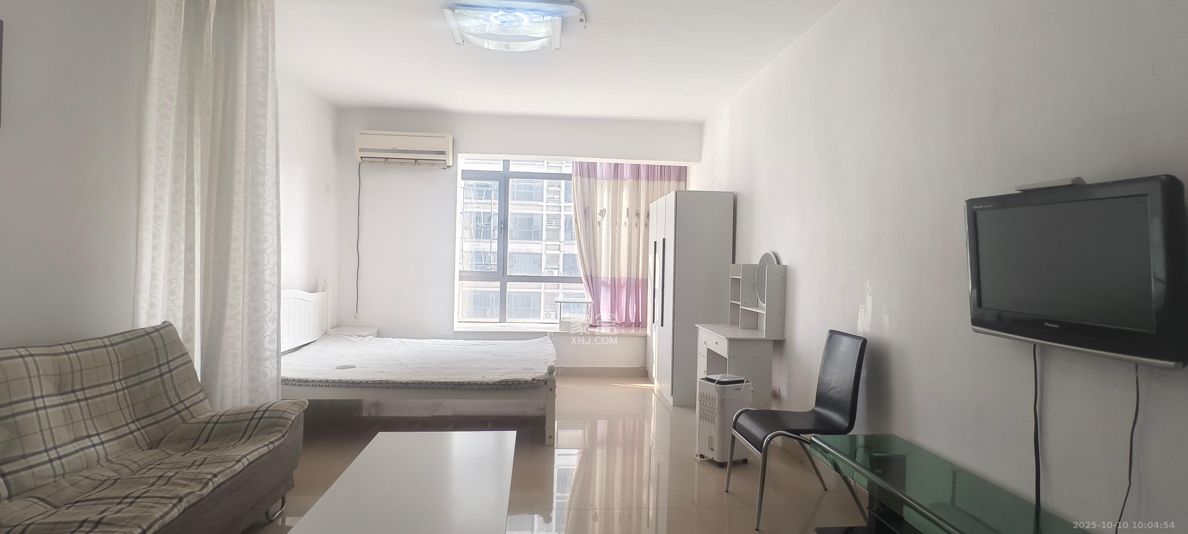 三万英尺  1室1厅1卫    1600.0元/月 三万英尺  1室1厅1卫    1600.0元/月