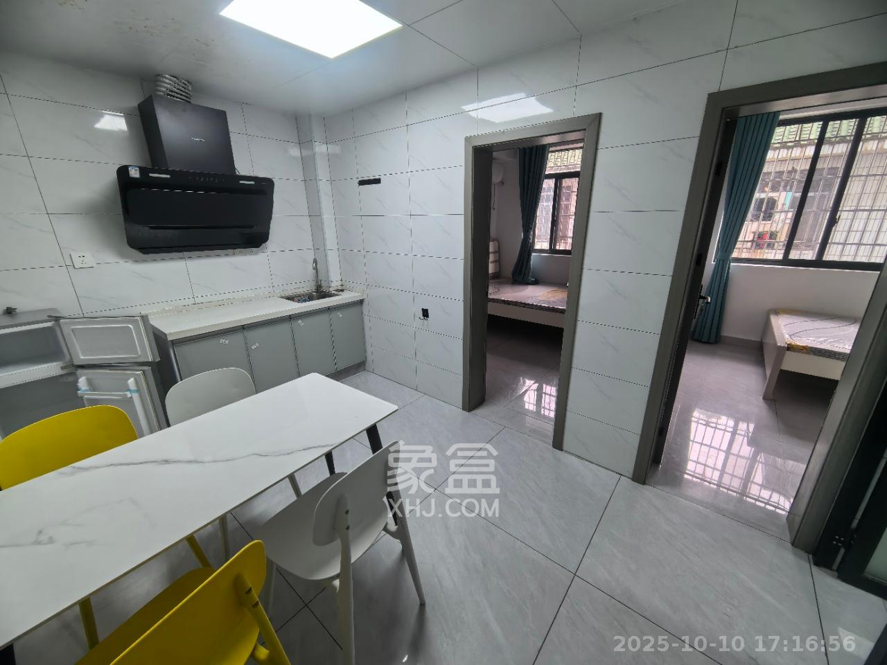 涧塘小区  2室1厅1卫    1600.0元/月 涧塘小区  2室1厅1卫    1600.0元/月